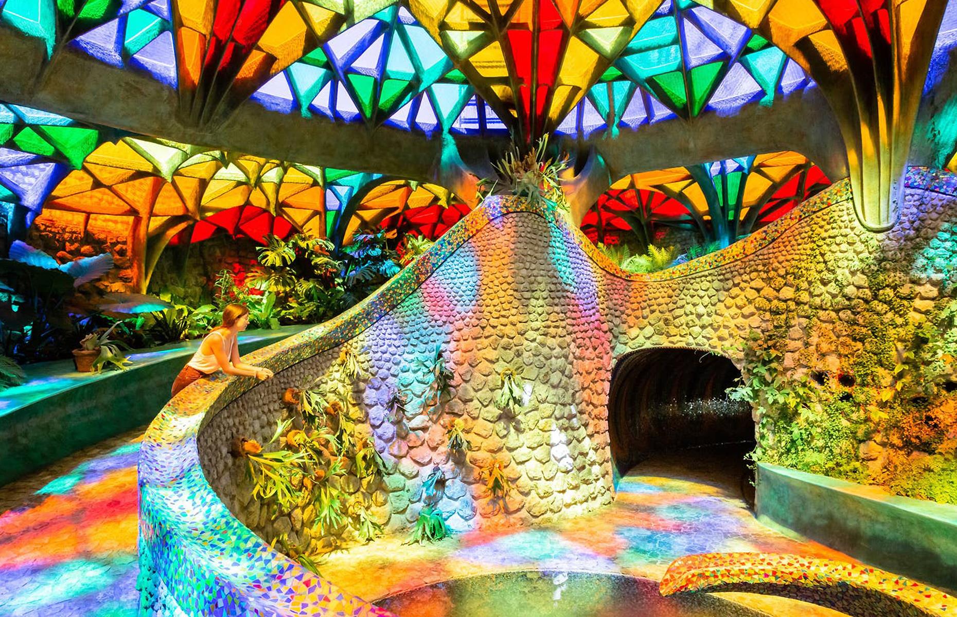Snake house, Naucalpan de Juárez, Mexico