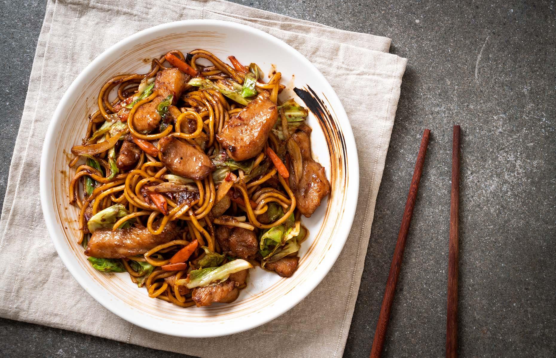 15. Yakisoba