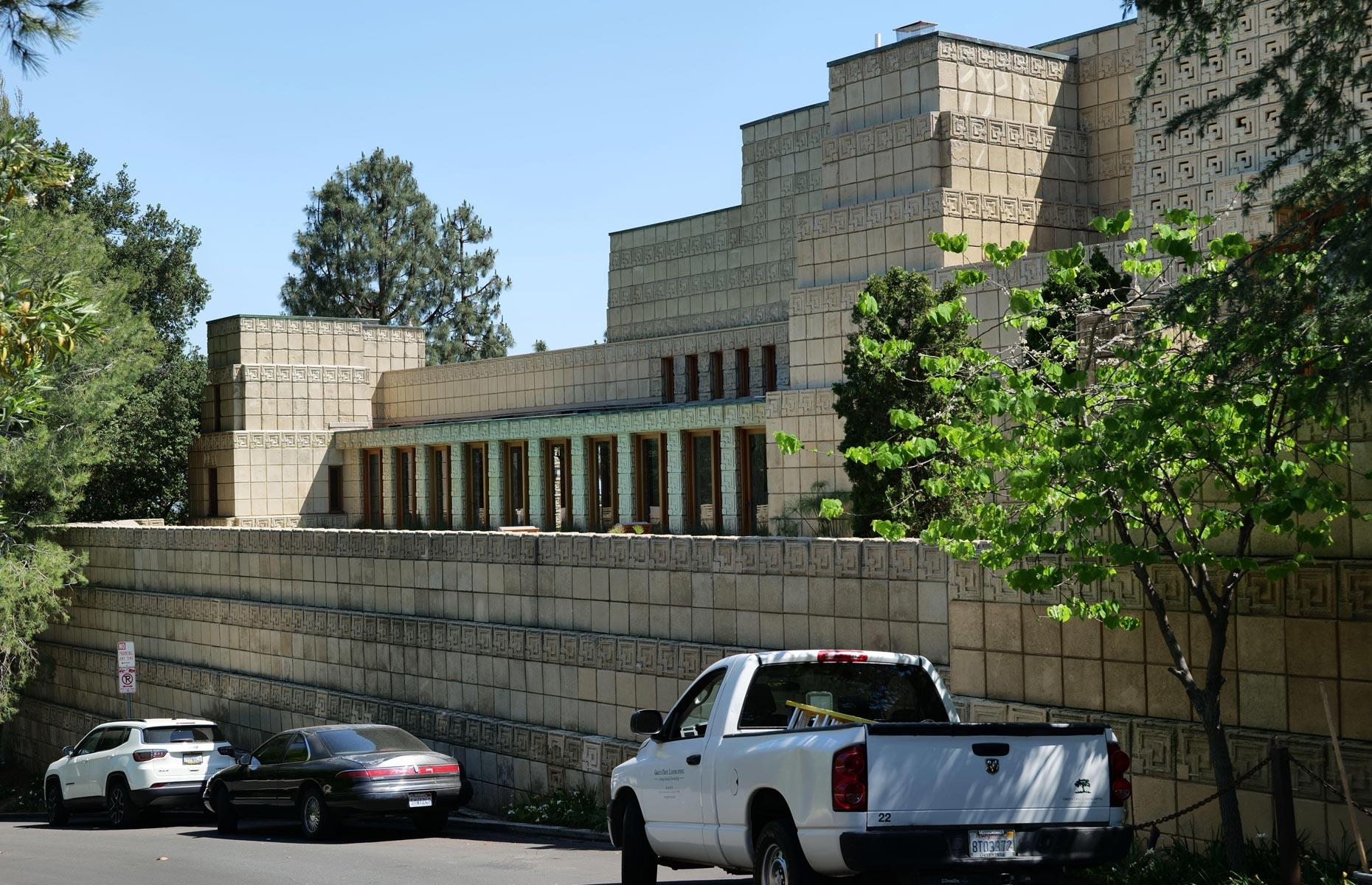 Ennis House, Los Angeles, California, USA: House on Haunted Hill (1958)