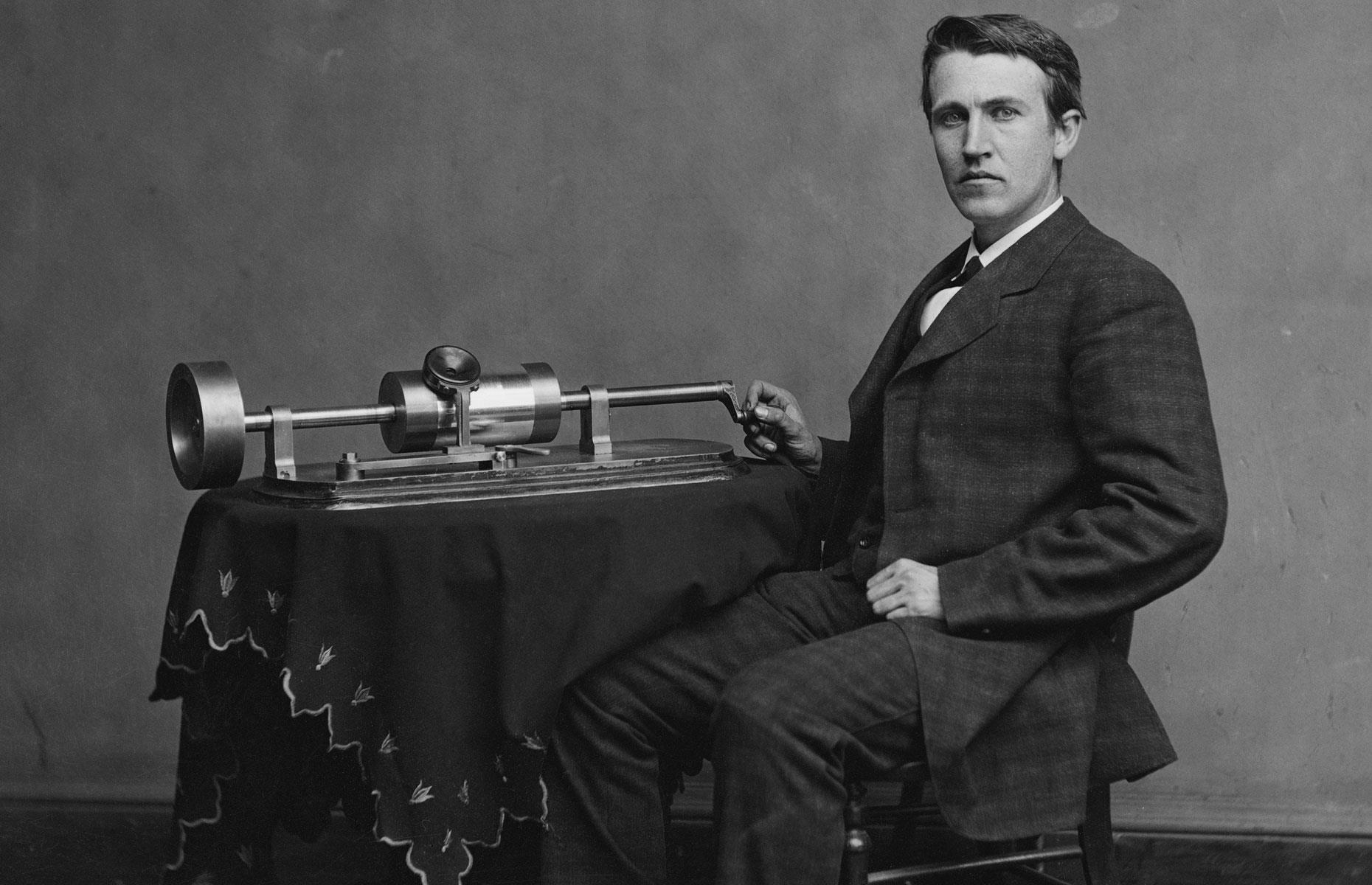 Phonograph