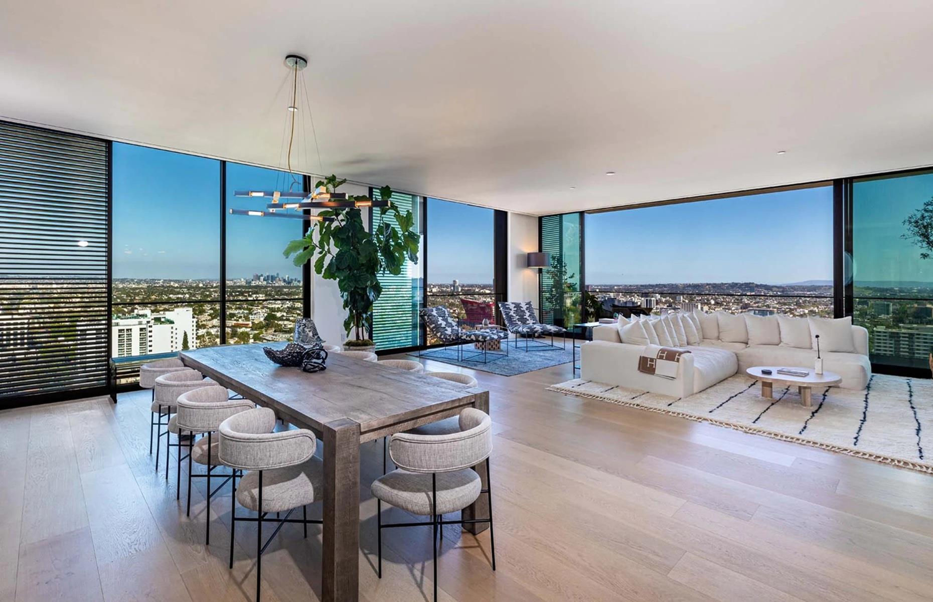 Edition Penthouse B, Los Angeles, California