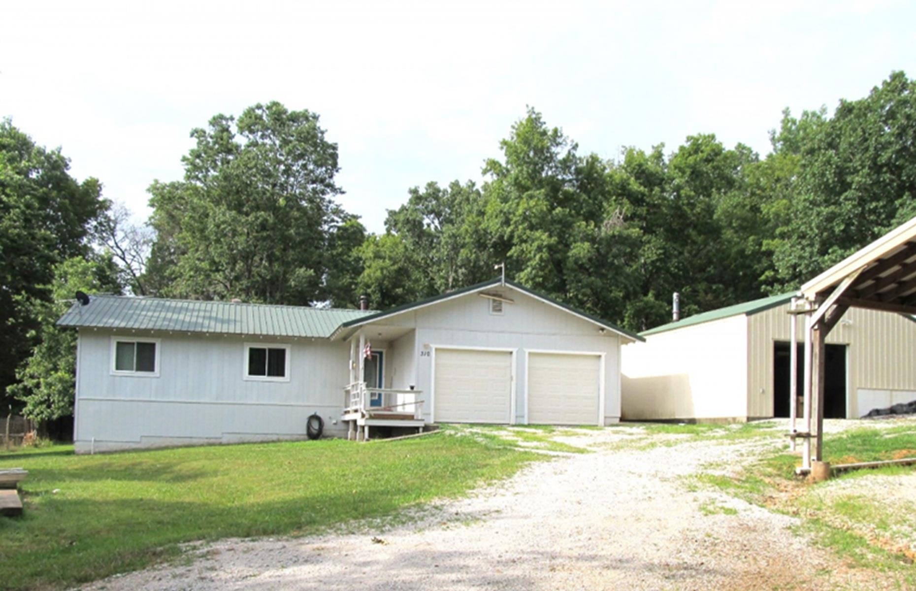 Rural estate in the Ozarks, Arkansas, USA: $395,000 (£314k)