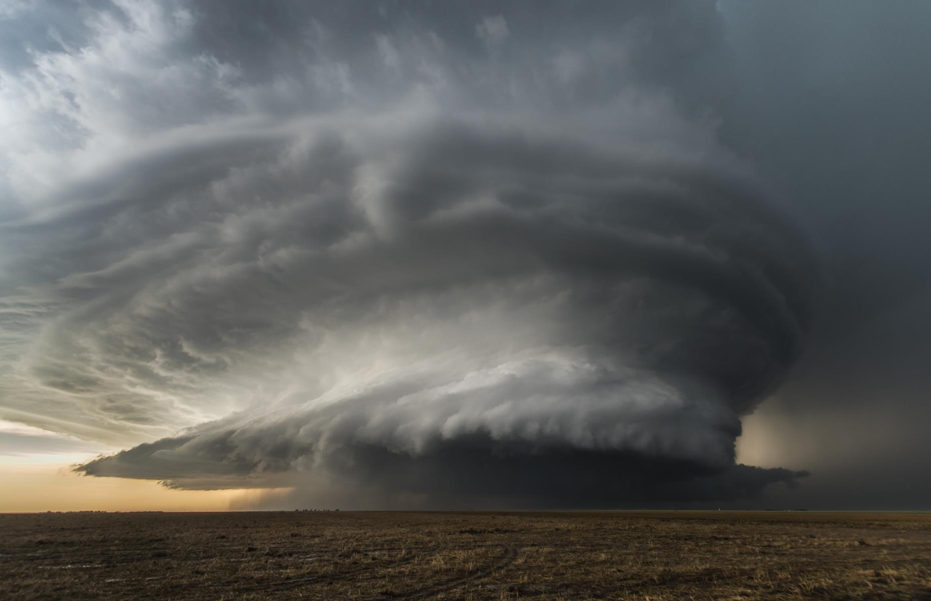 Supercell thunderstorm, Kansas, USA