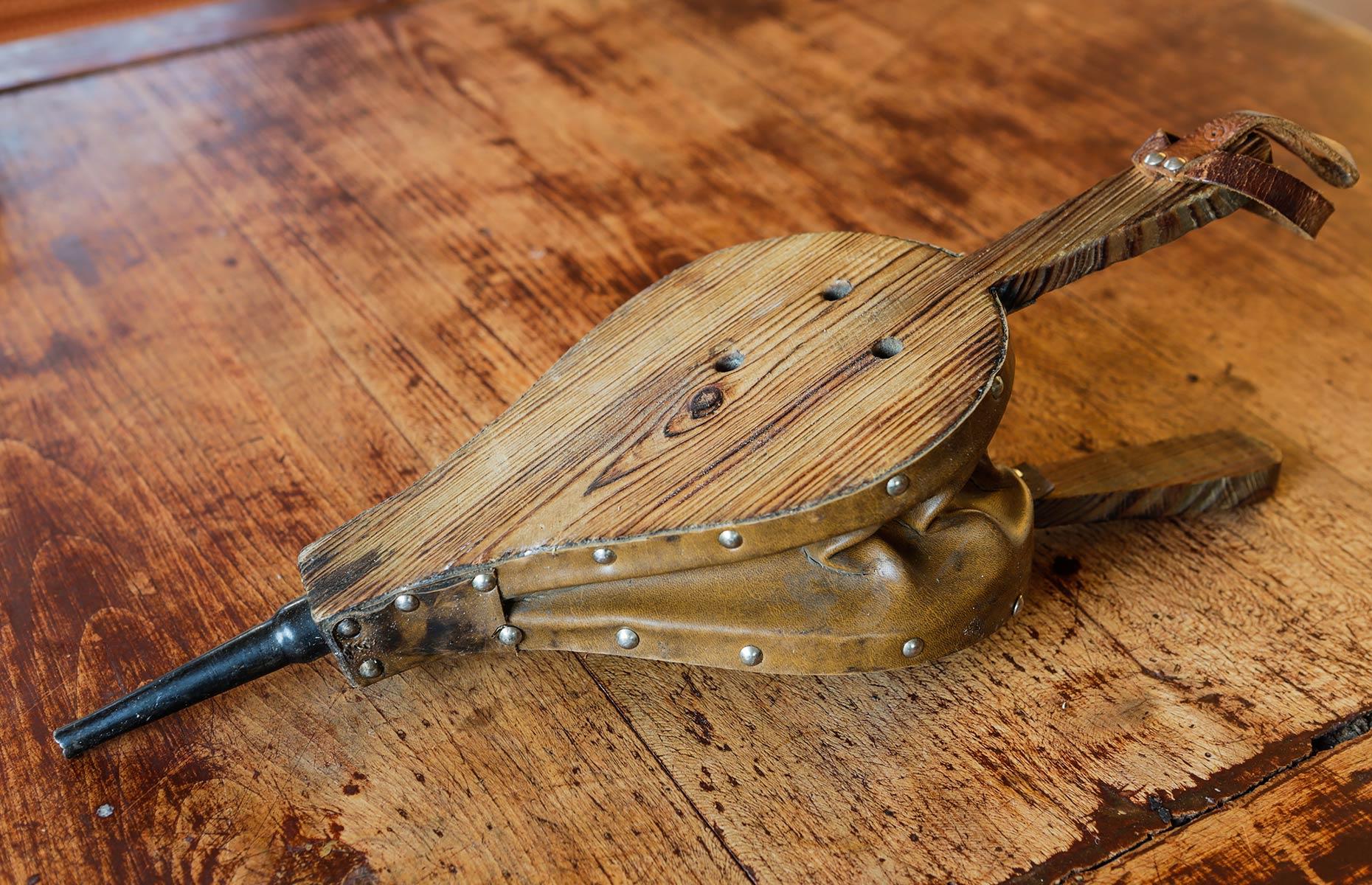 Are these wooden bagpipes, perhaps?