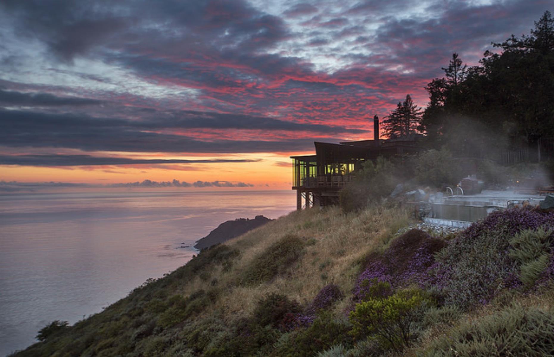 Sierra Mar: California, USA