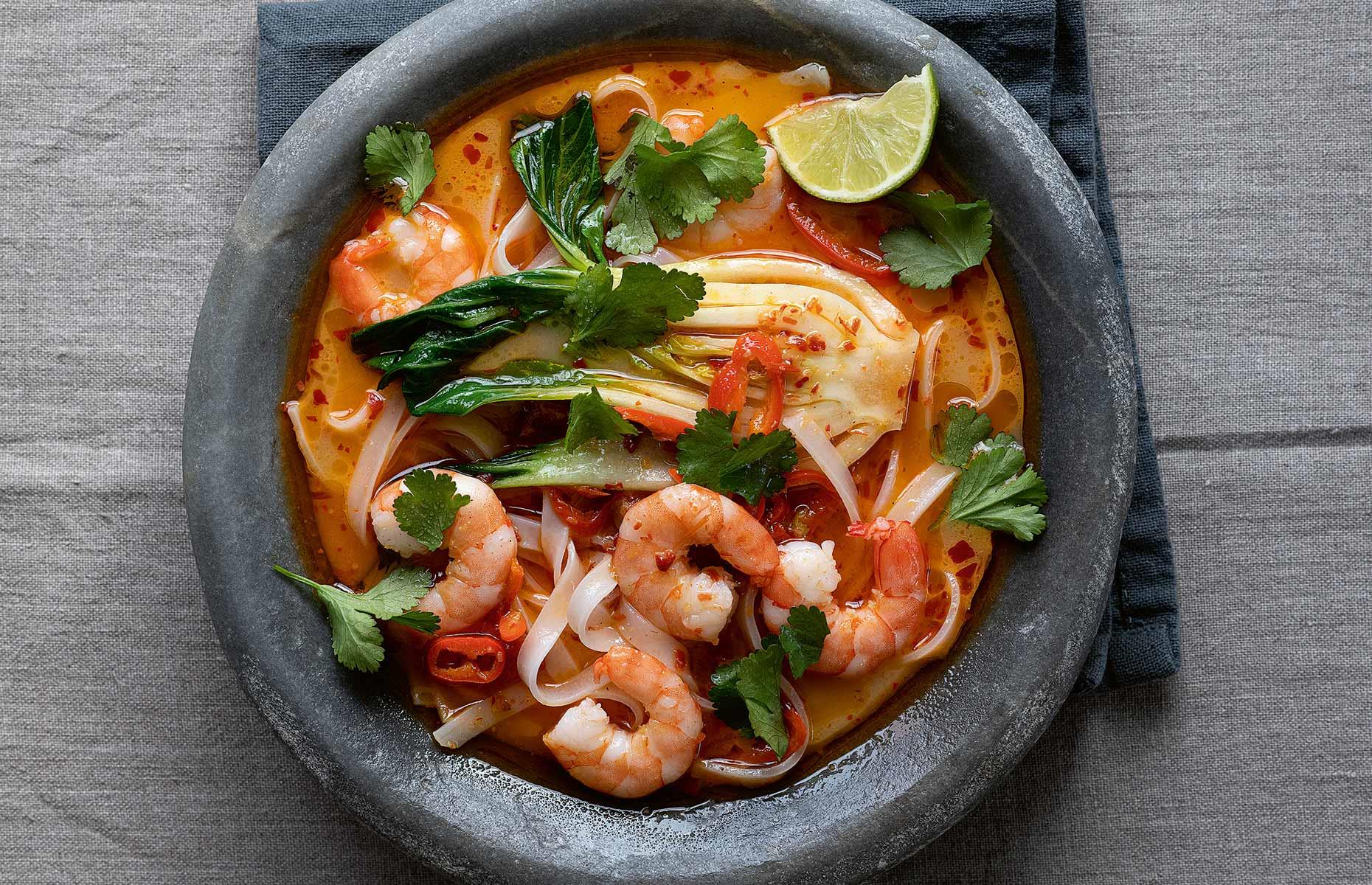 Prawn noodle soup