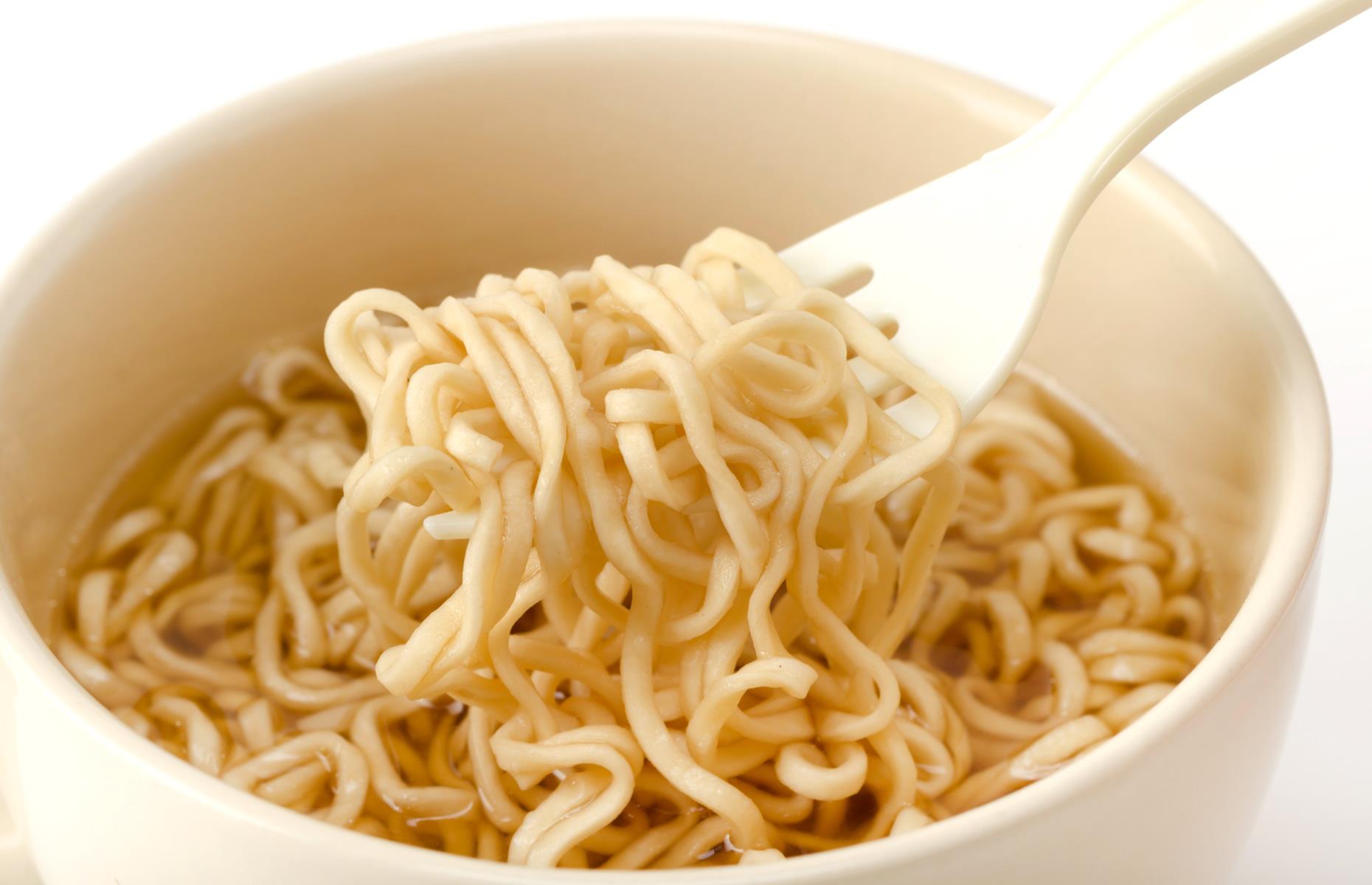 1950s: instant noodles