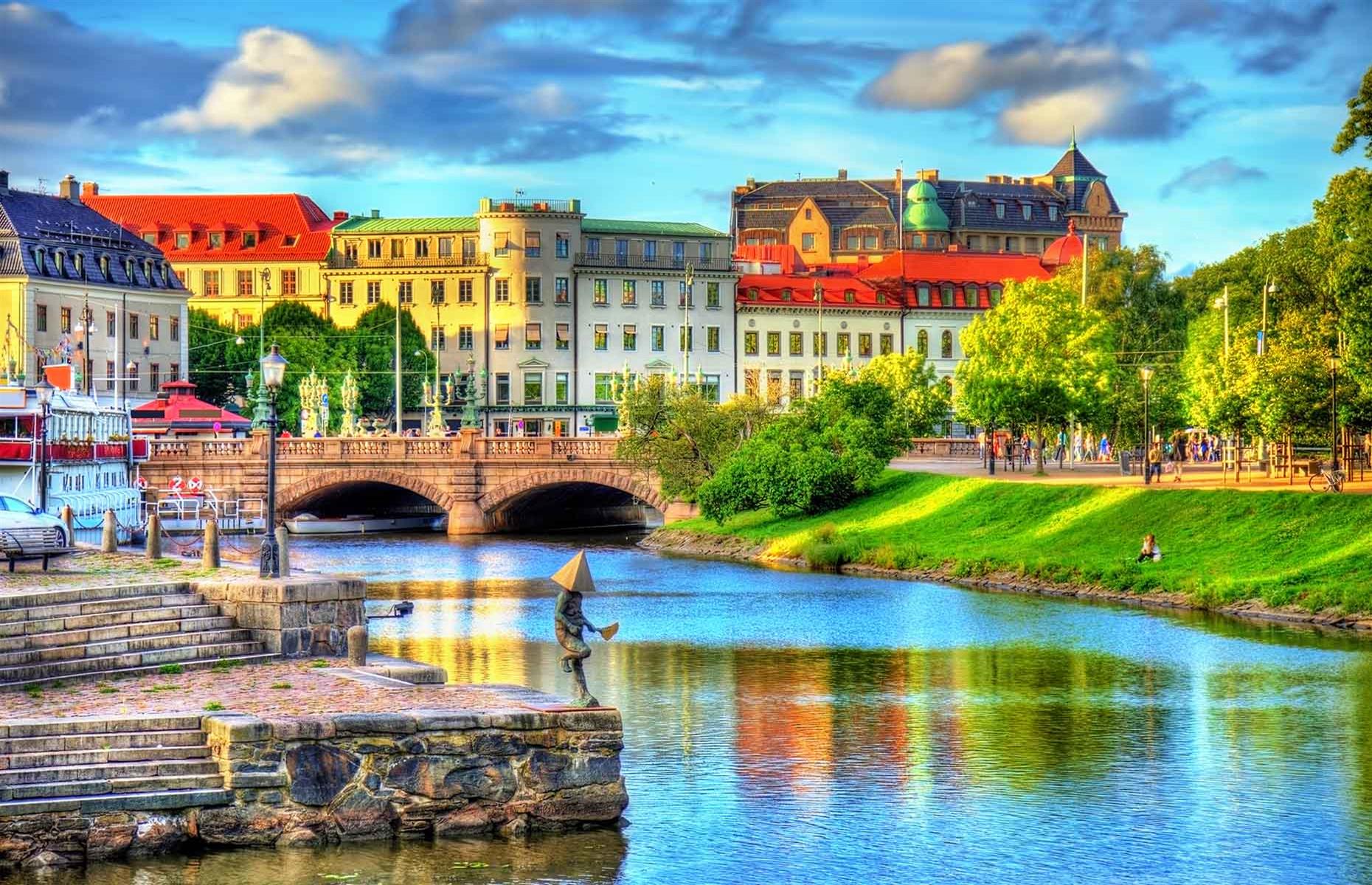Sweden: 20 years (£37,630 per year)