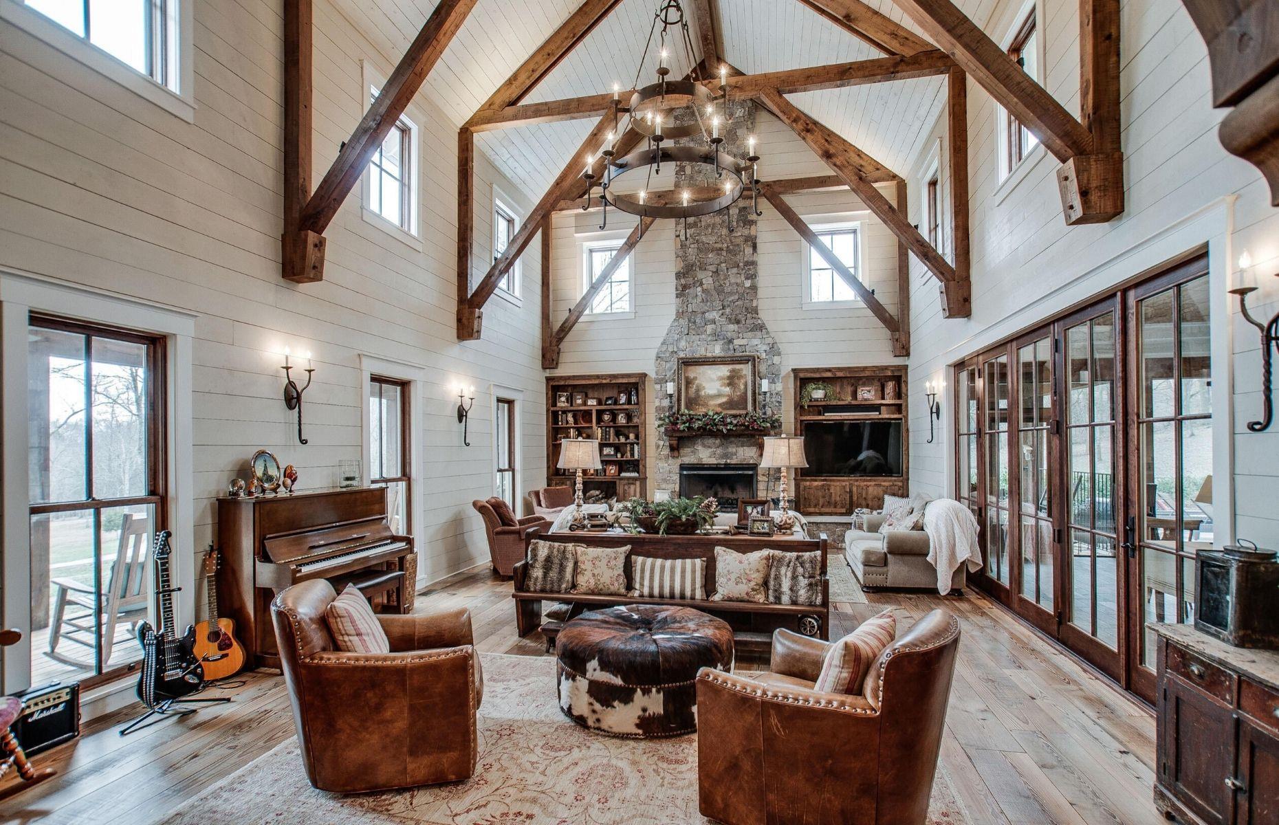 Miley Cyrus' luxurious farmhouse, Tennessee, USA