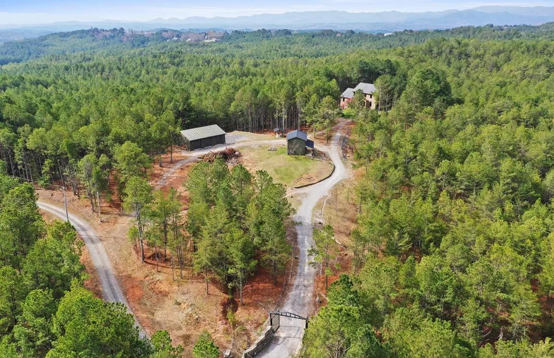 Secure custom home, Tennessee, USA: $2.9 million (£2.1m)