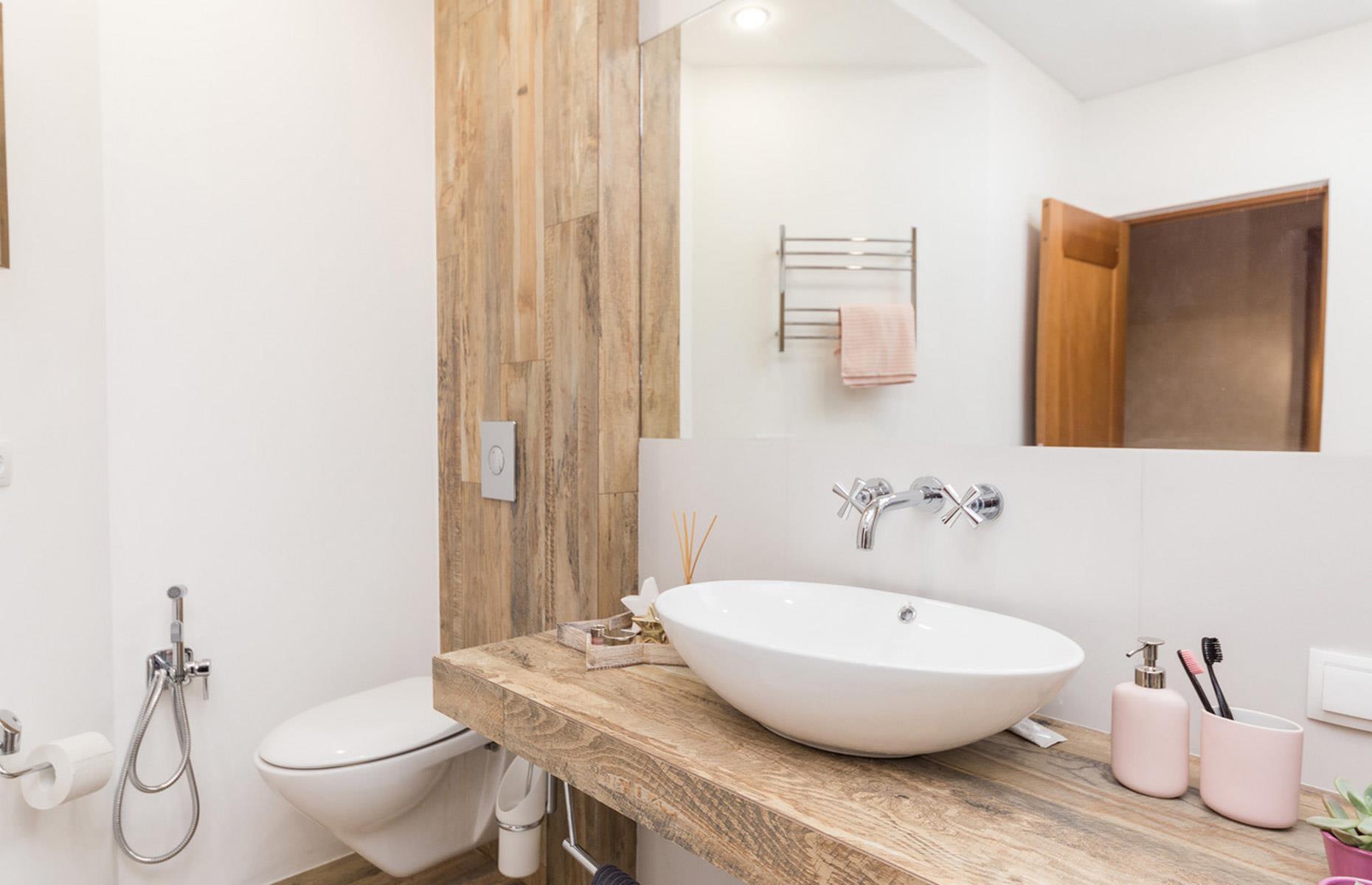 Add texture with old wood