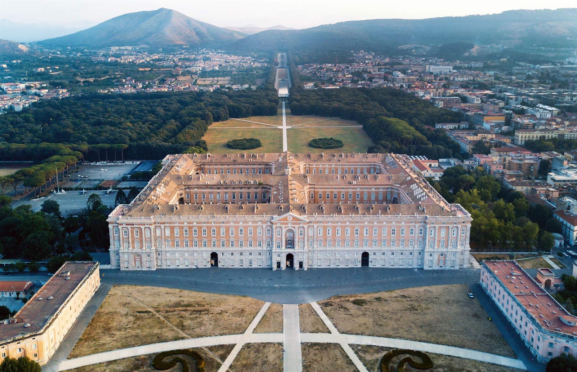 The world's largest residences might just surprise you