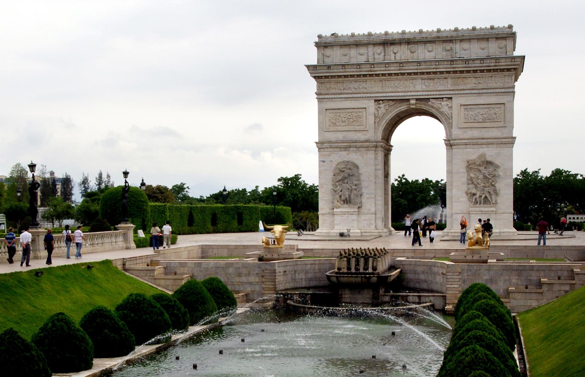 Arc de Triomphe, Shenzhen, China