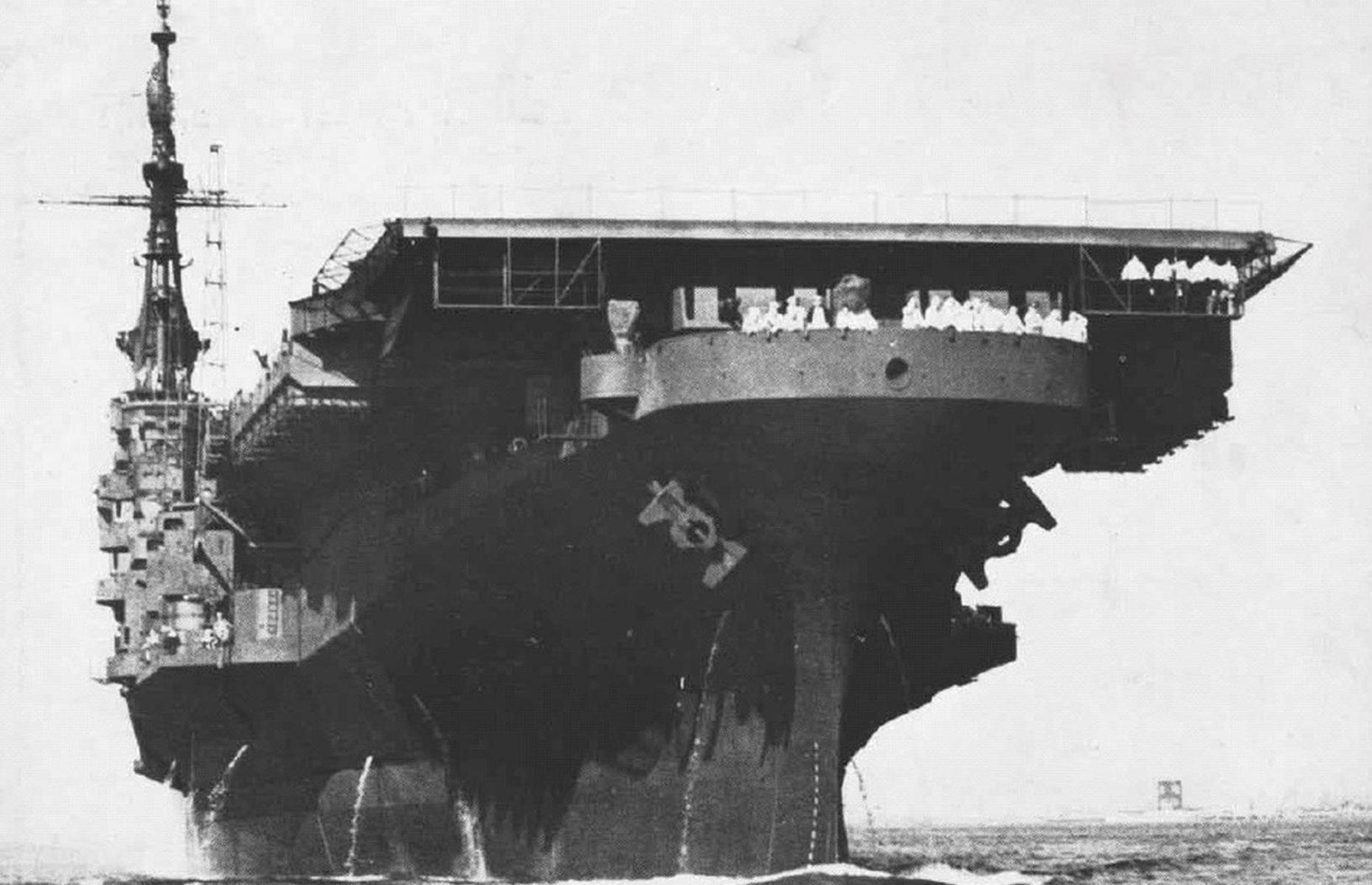USS Midway, 1945