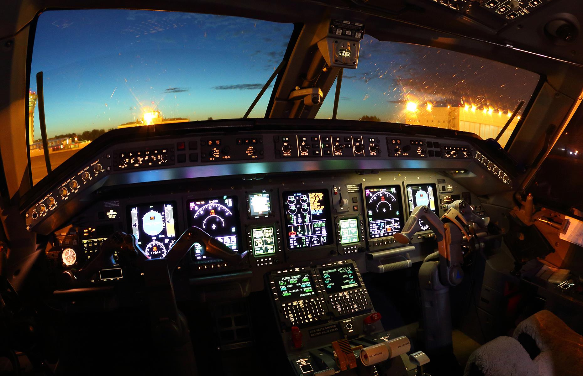 Planes can really fly and land themselves