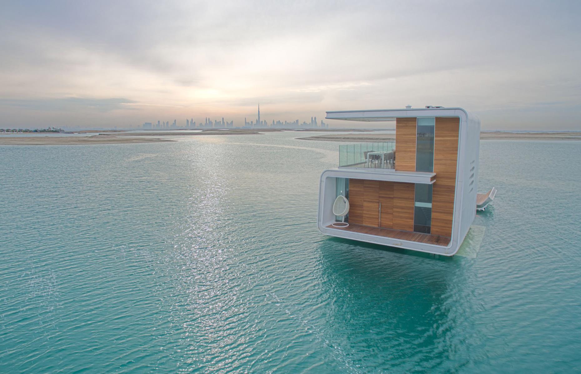 Вода в море в дубае. Плавучая вилла Seahorse. The Floating Seahorse Дубай. Хаусбот в Дубае. Dubai Seahorse Villa.