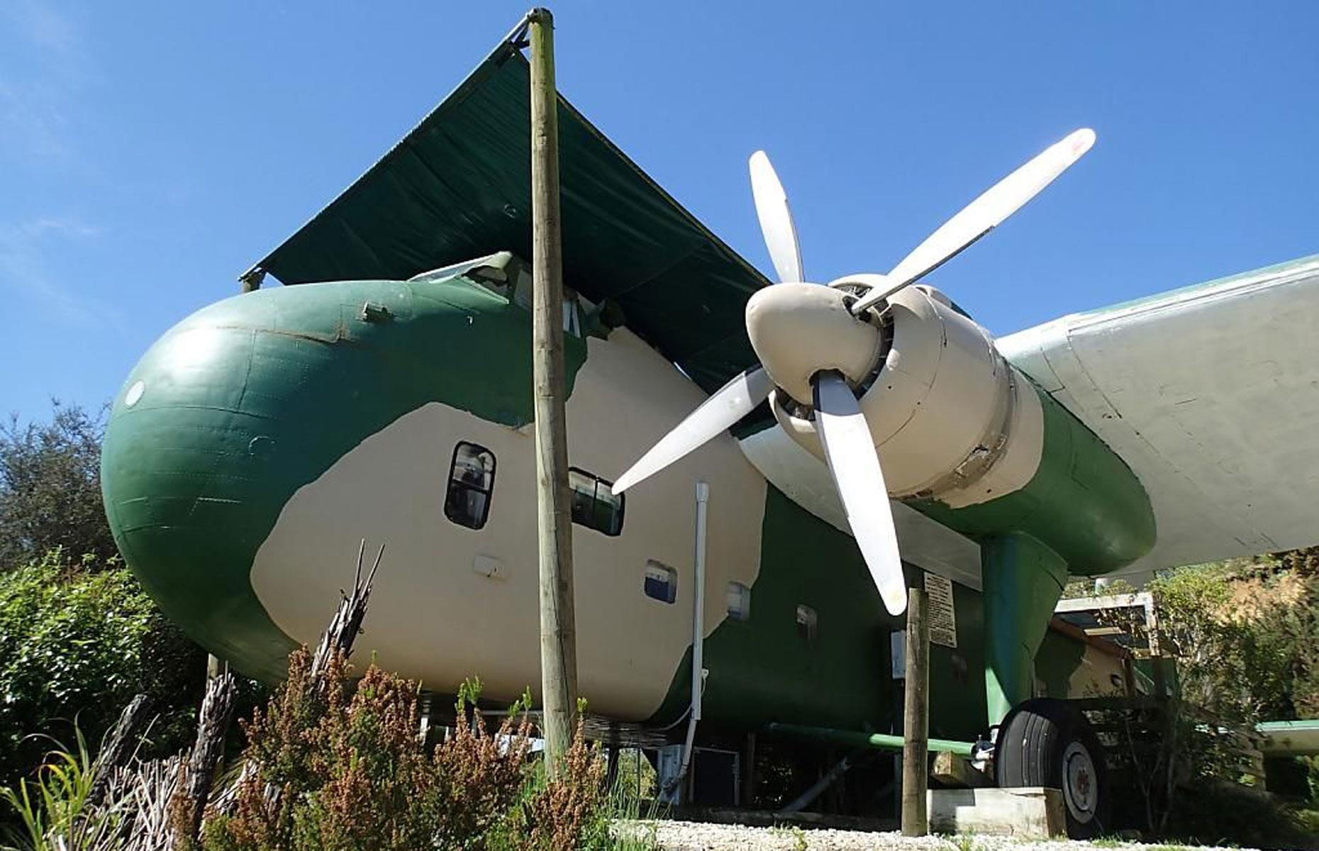 Woodlyn Park Motel Bristol Freighter, New Zealand – from $130 (£103) a night 