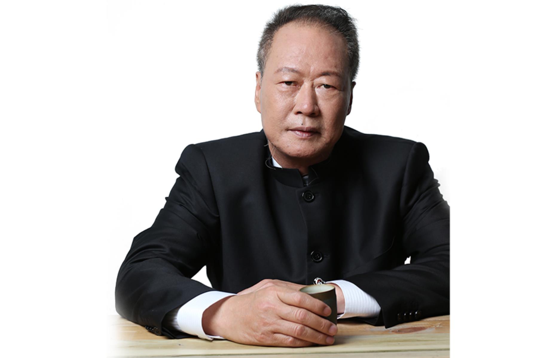 = 13) Huang Chulong: C$4.3 billion ($3.1bn/£2.5bn)