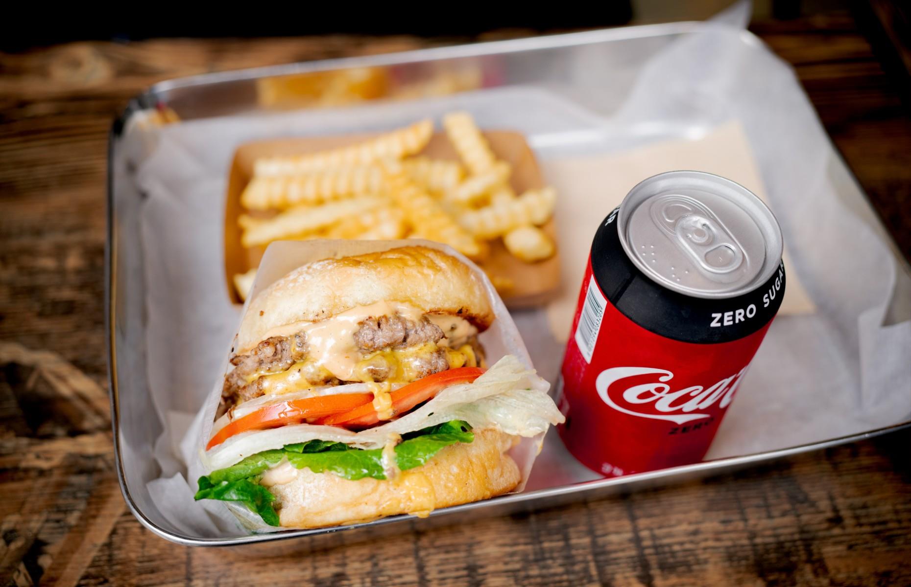 Drinking fizzy drinks could increase your appetite