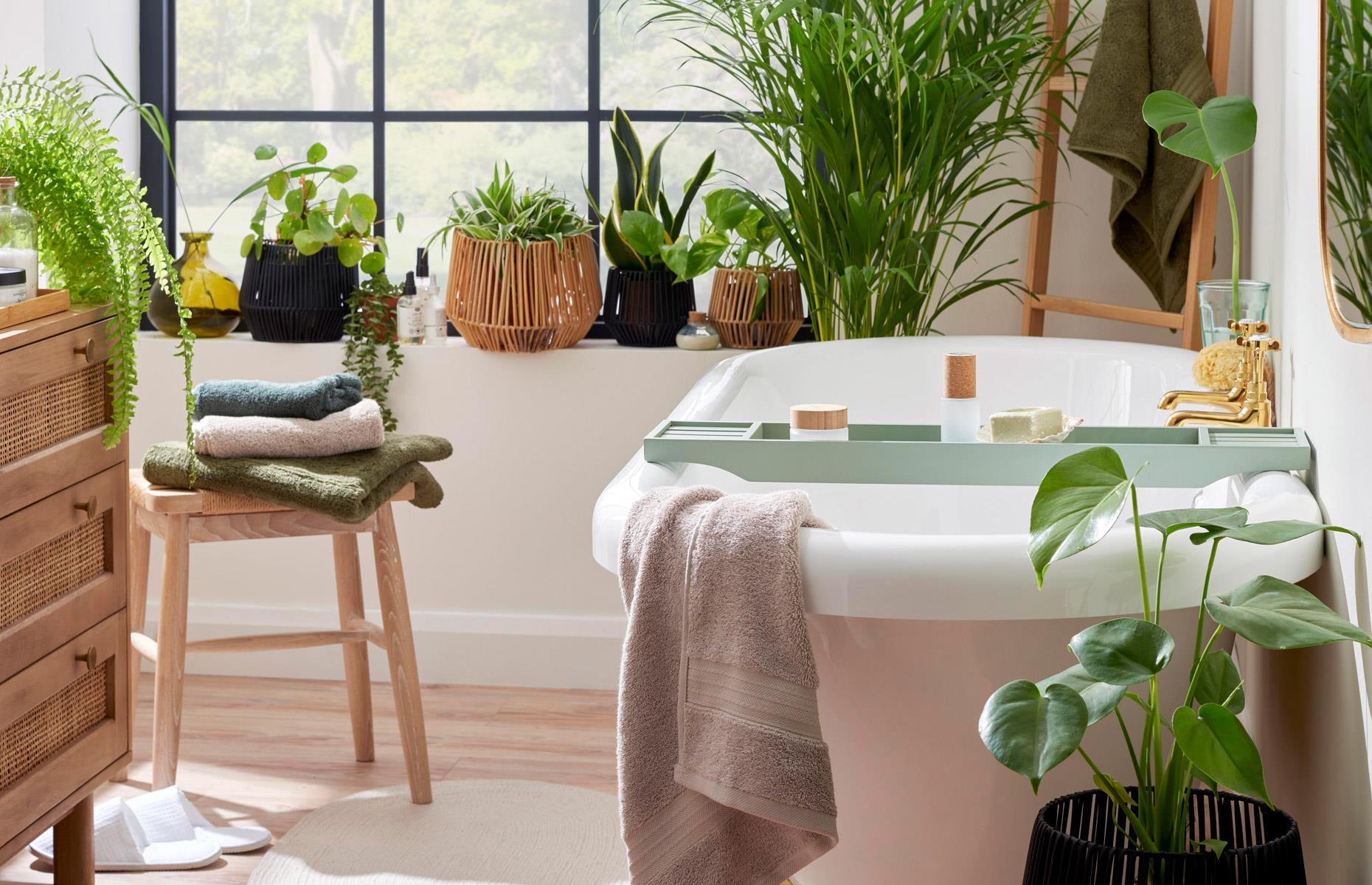 Brighten up a bath caddy