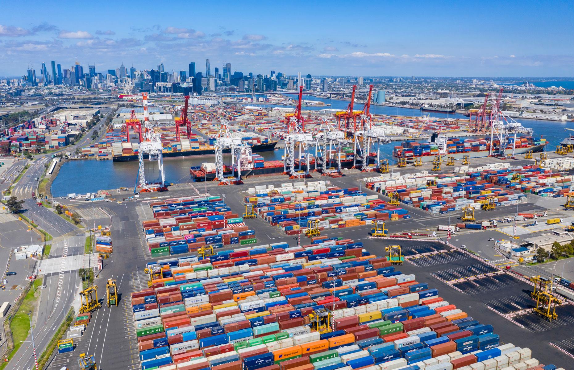 What does Australia import from China?