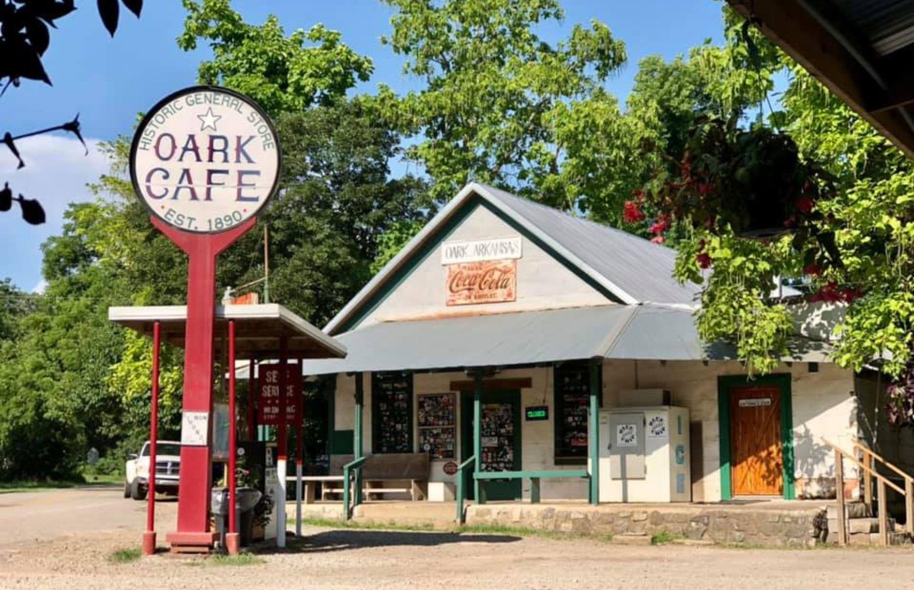 Arkansas: Oark General Store, Oark