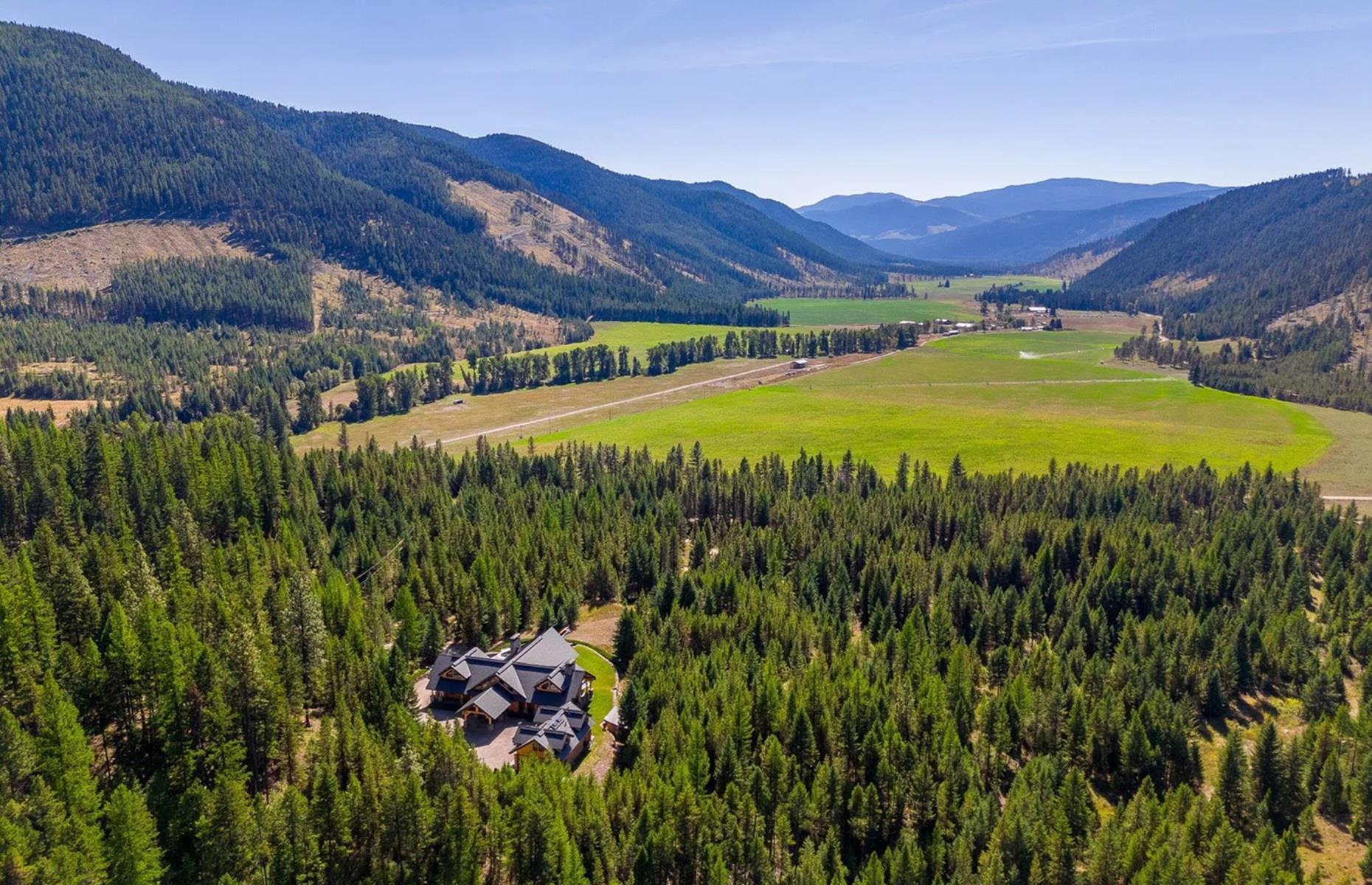 685-acre ranch, British Columbia, Canada