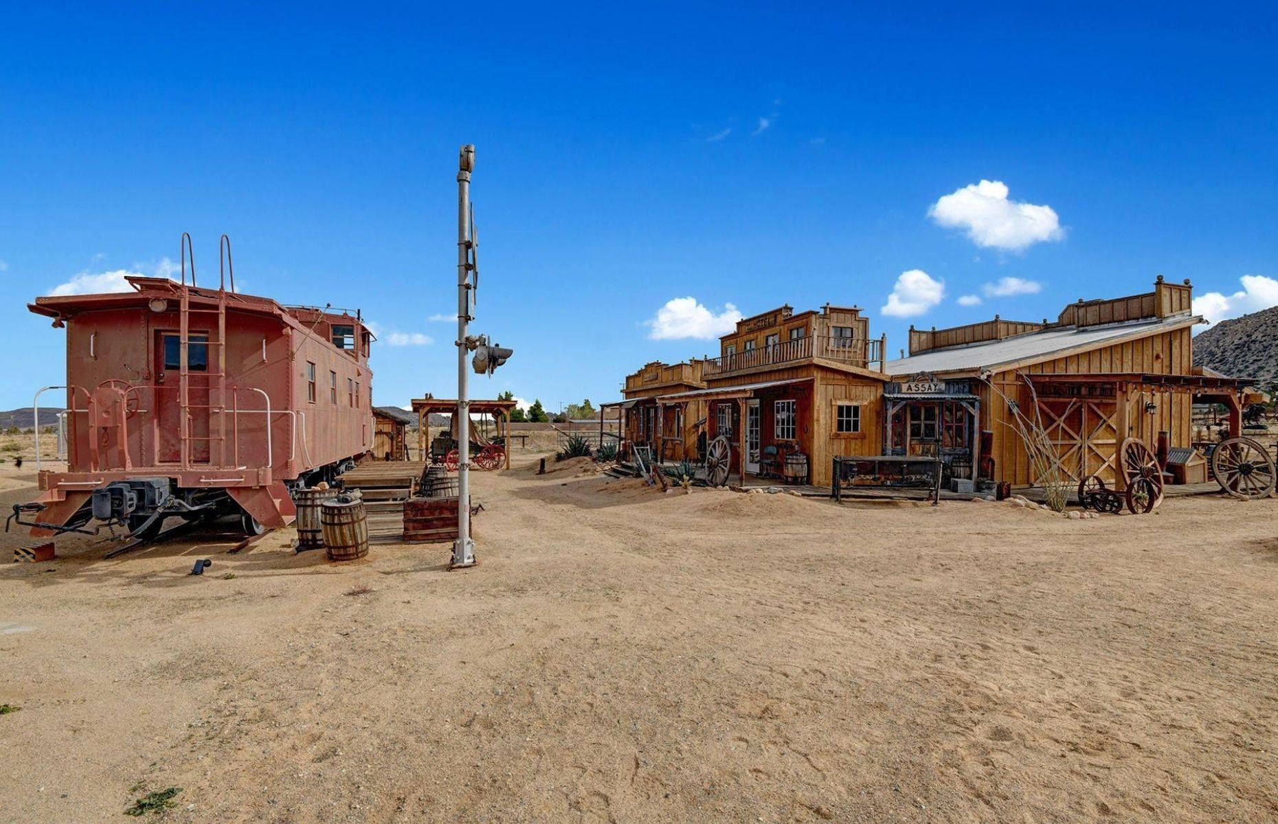 The Outlaw, California, USA