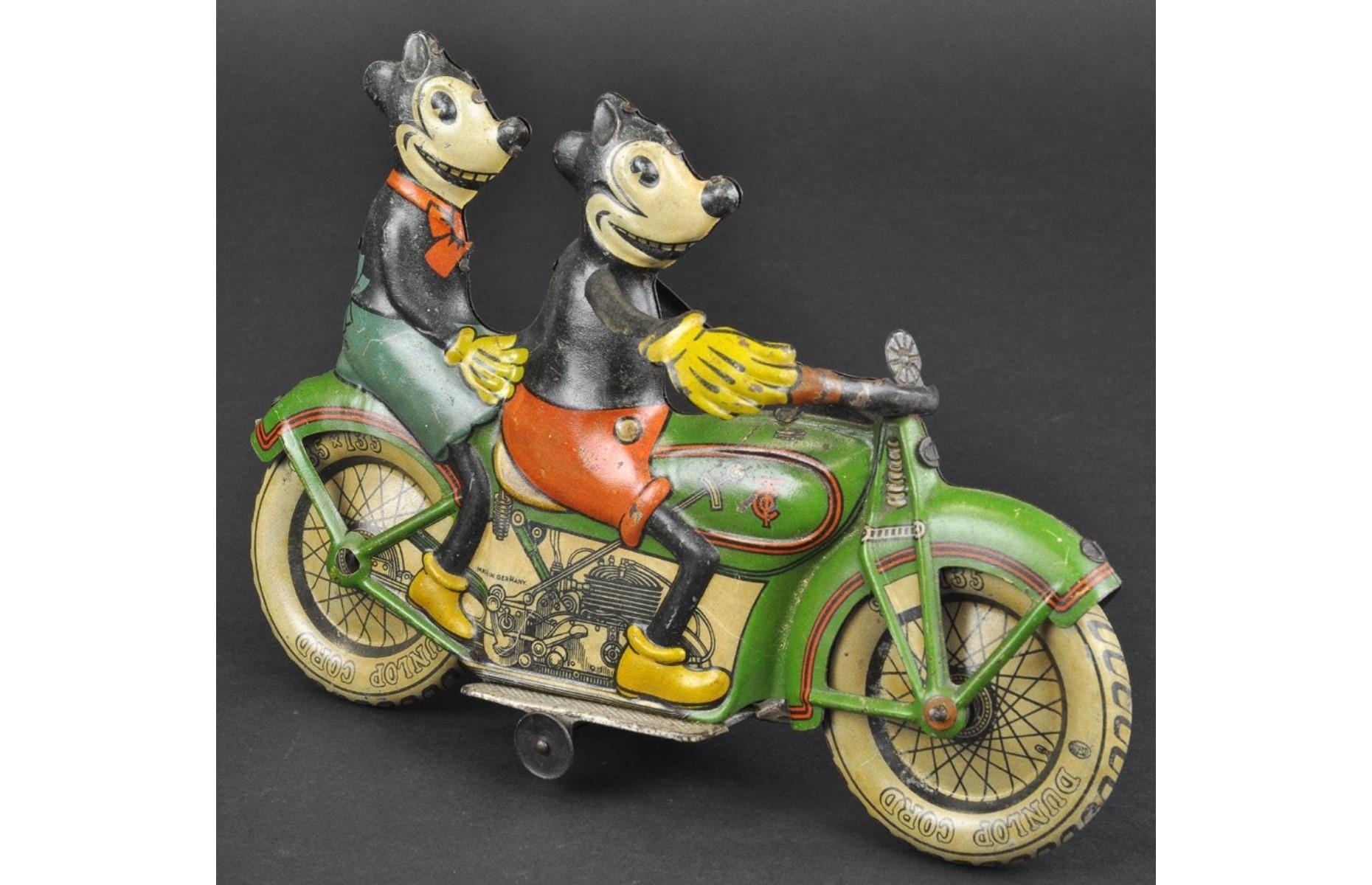 1930s tin Mickey and Minnie toy: $47,500 (£36.5k)