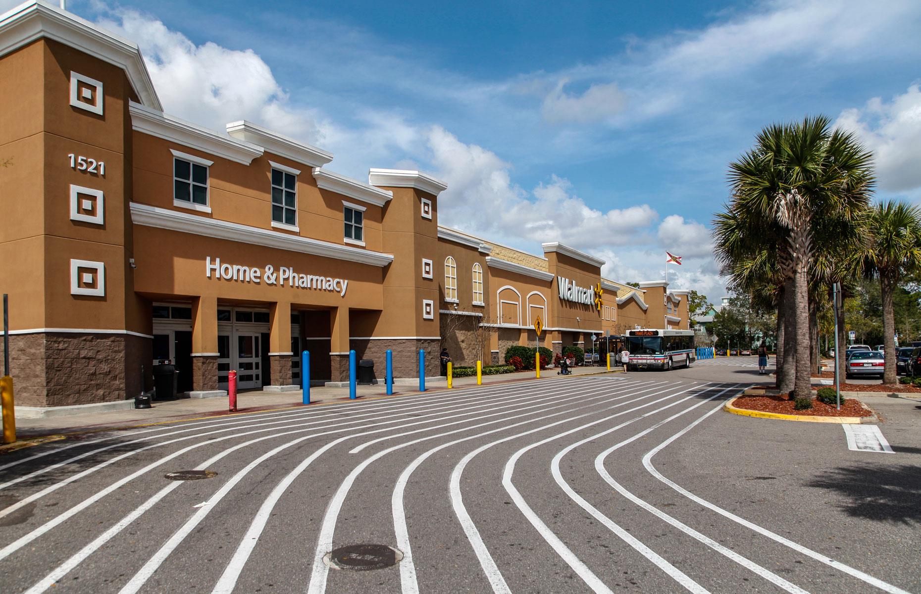 Florida: Walmart – 108,321 employees