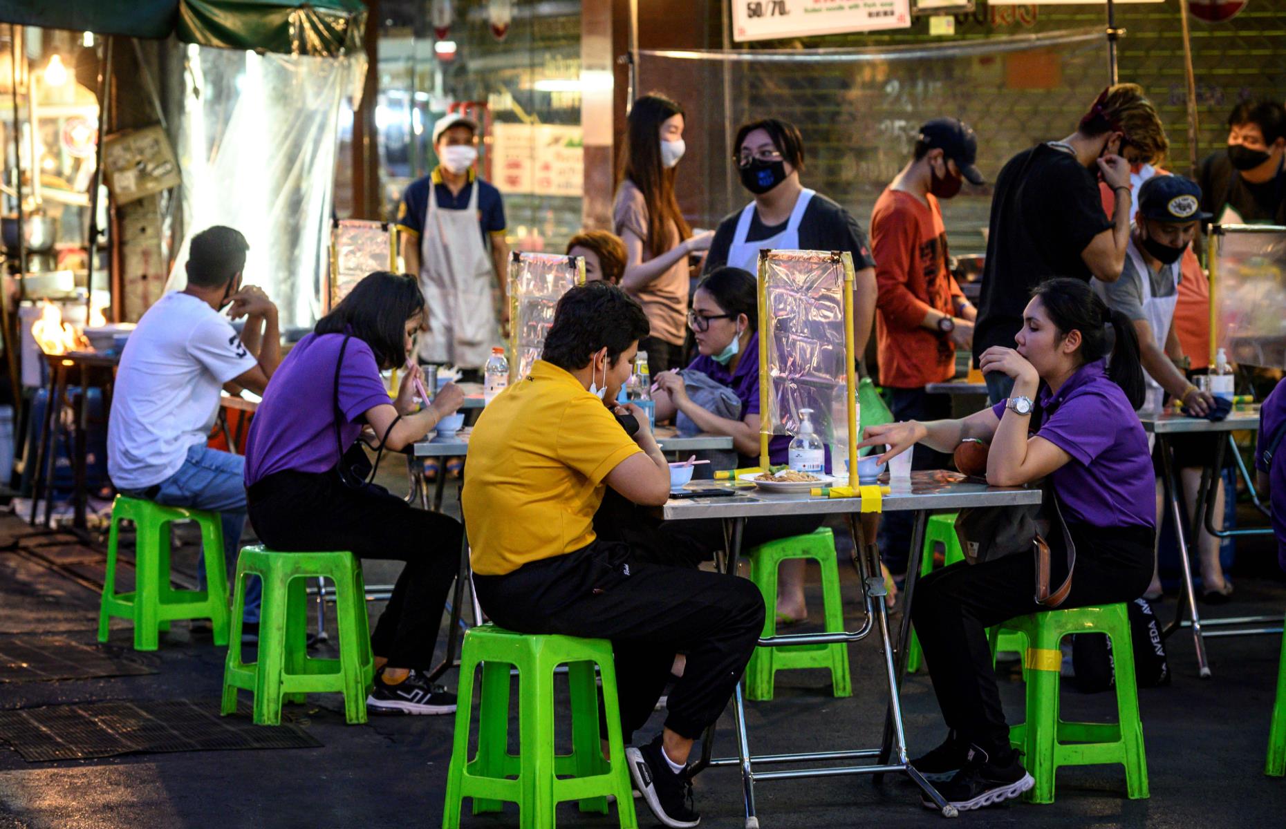 Bangkok, Thailand: Street food through plastic barriers