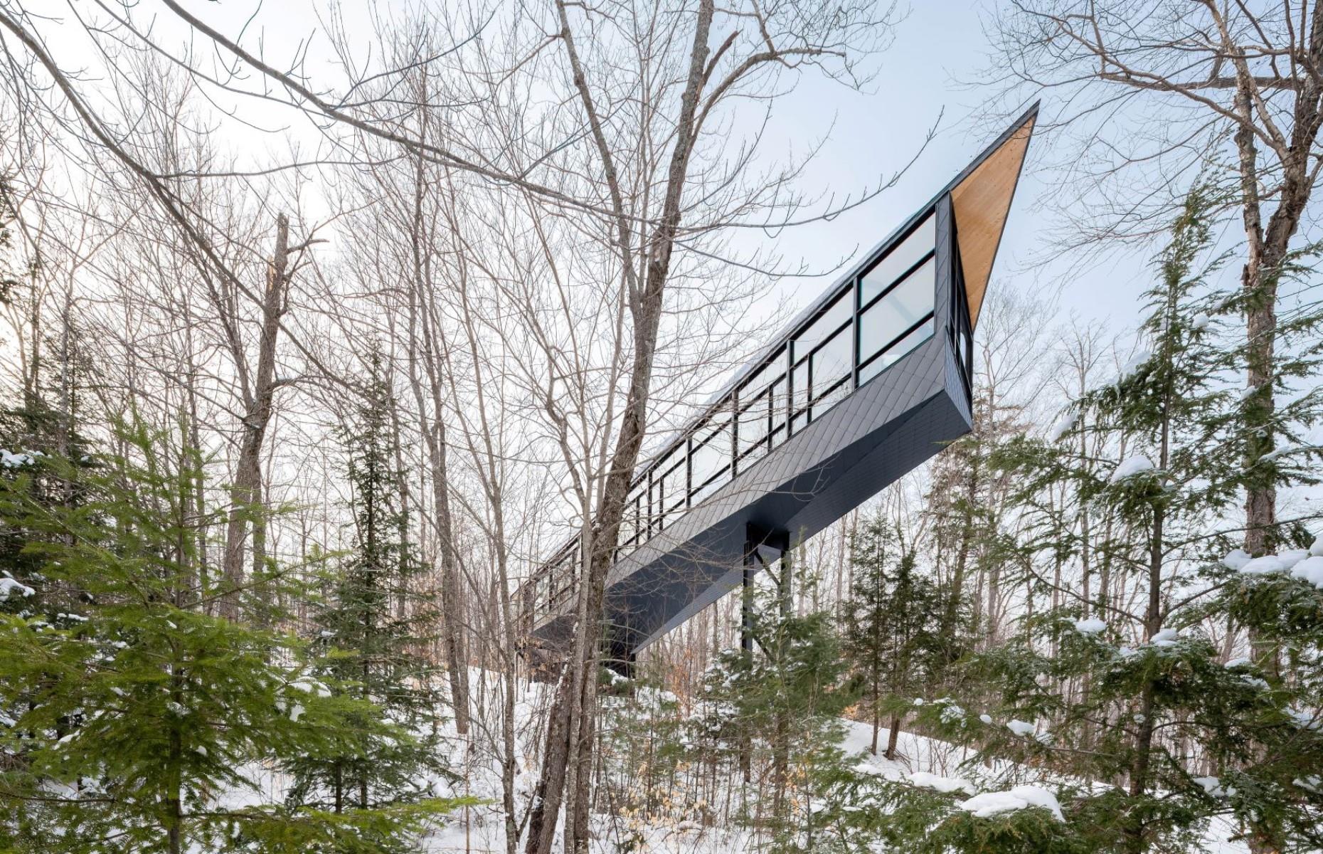 The m.o.r.e. CLT Cabin, La Pêche, Québec