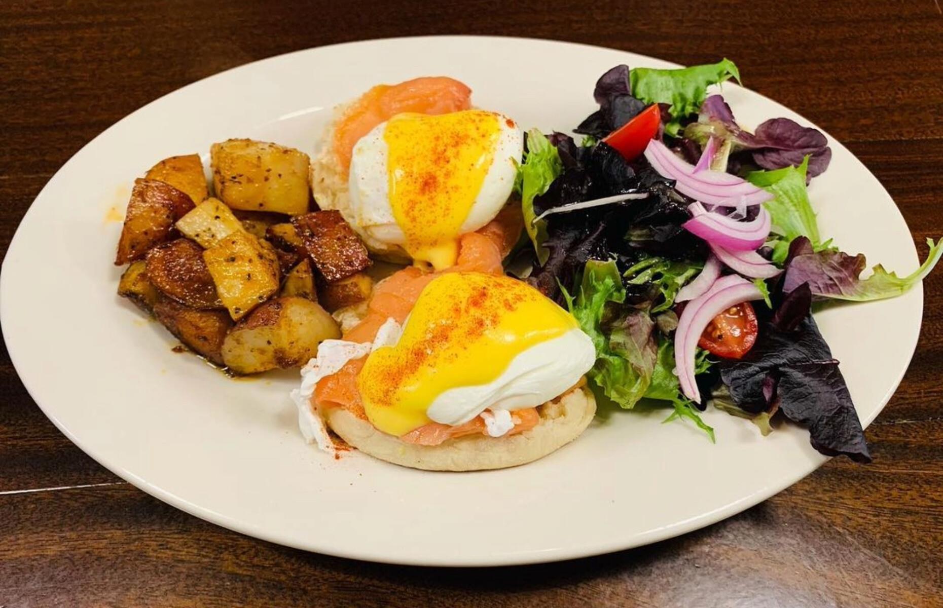 Massachusetts: Eggs Norwegian, Café Bonjour, Boston 