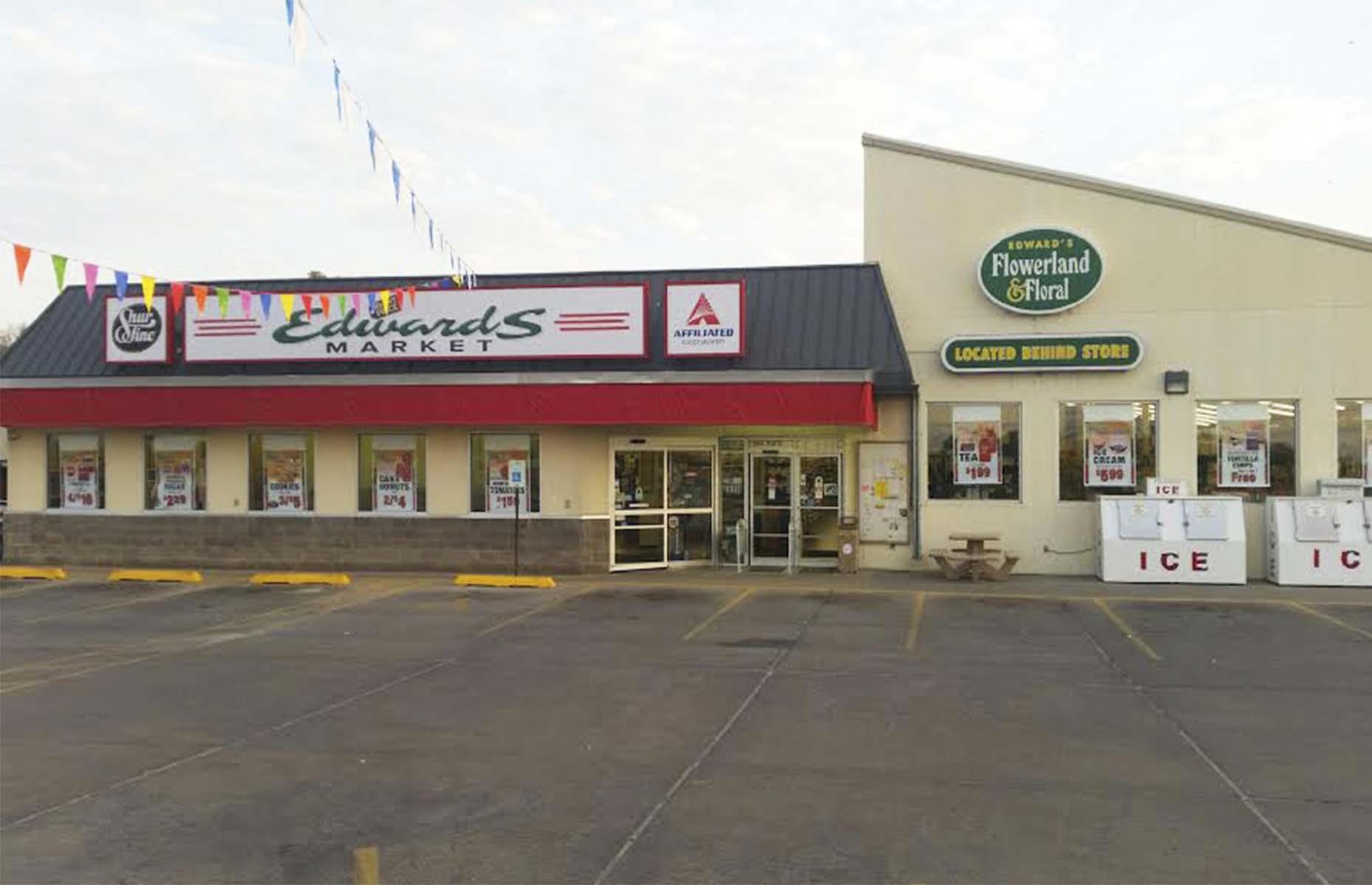 Colorado: Edwards Right Price Market, Fort Morgan