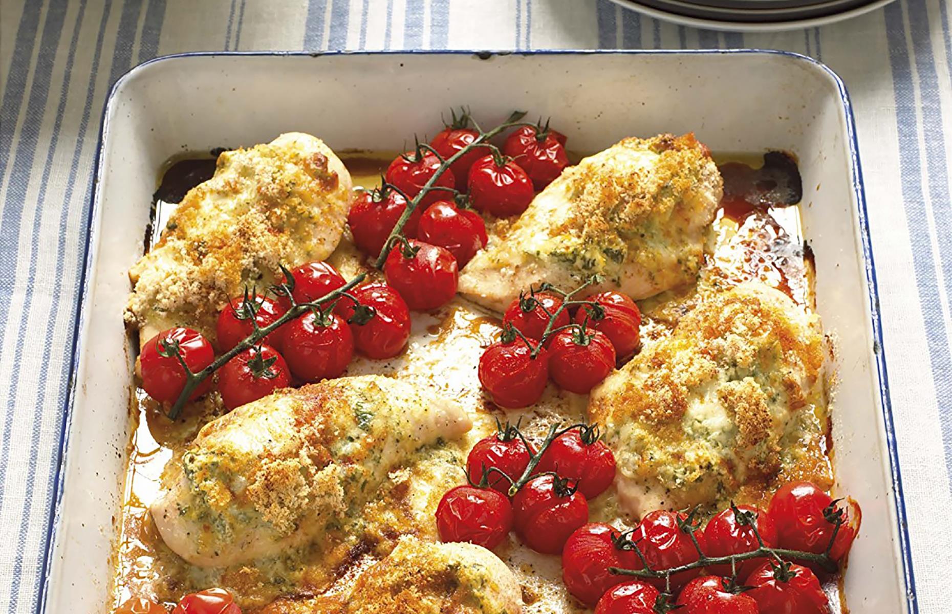 Chicken with pesto, cheese and roasted tomatoes