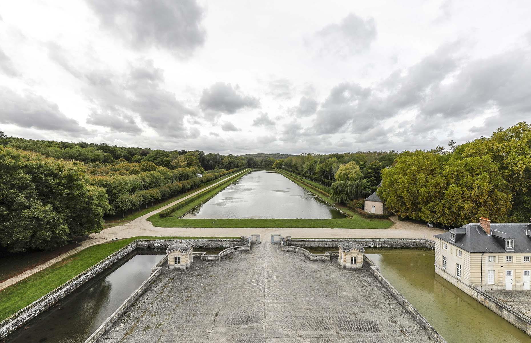 Castillo del siglo XVIII de Daniel Křetínský, Le Val-Saint-Germain, Francia