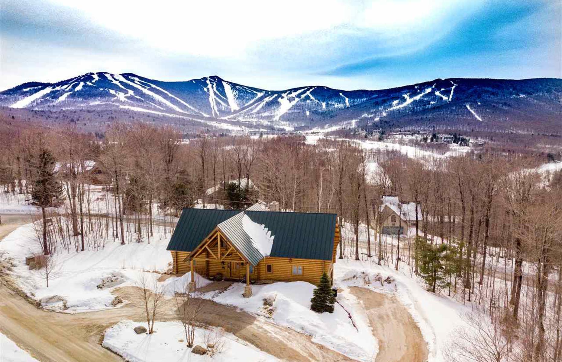 Log home, Vermont, USA: $1.3 million (£999k)
