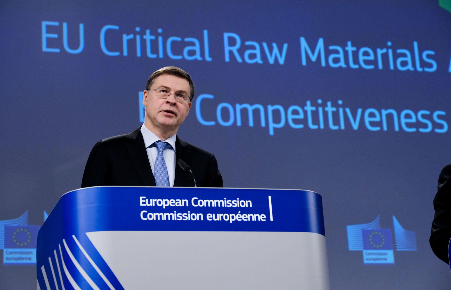 What more is the EU doing to shore up supplies of critical minerals?