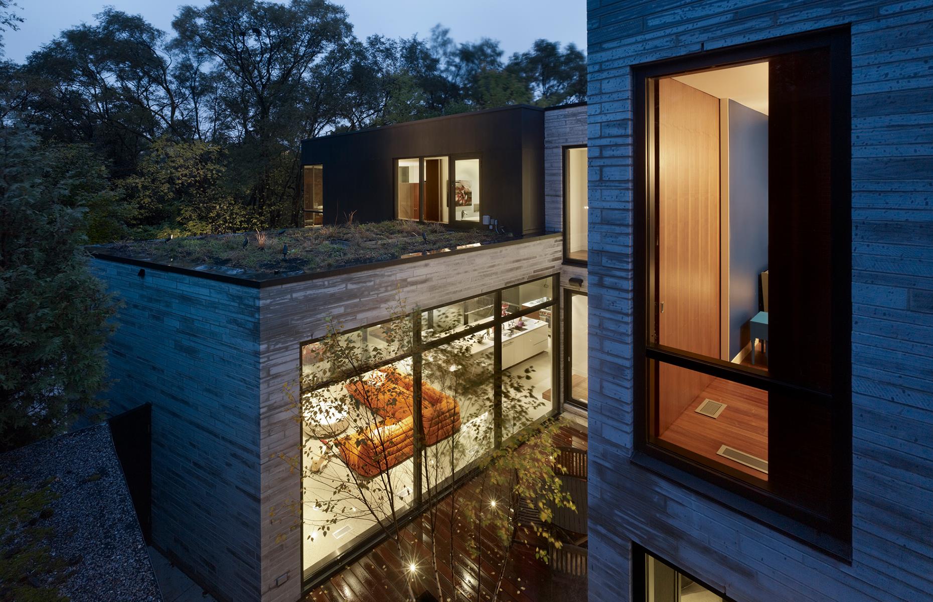 Cedarvale Ravine House, Toronto, Canada