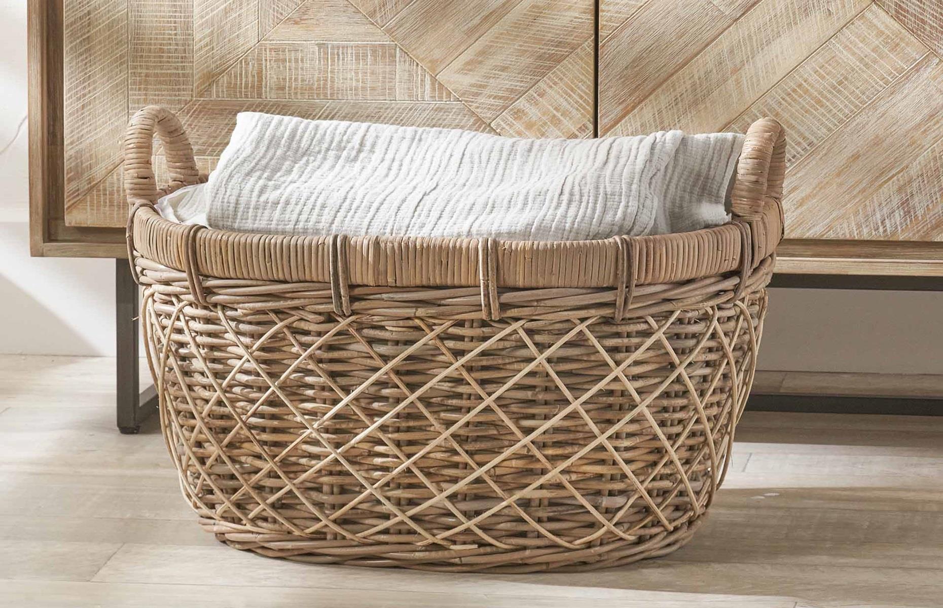 Bring in baskets for blankets
