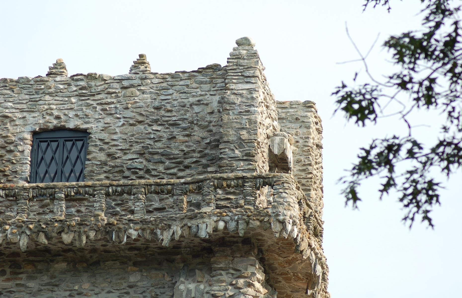Almenas y balcones