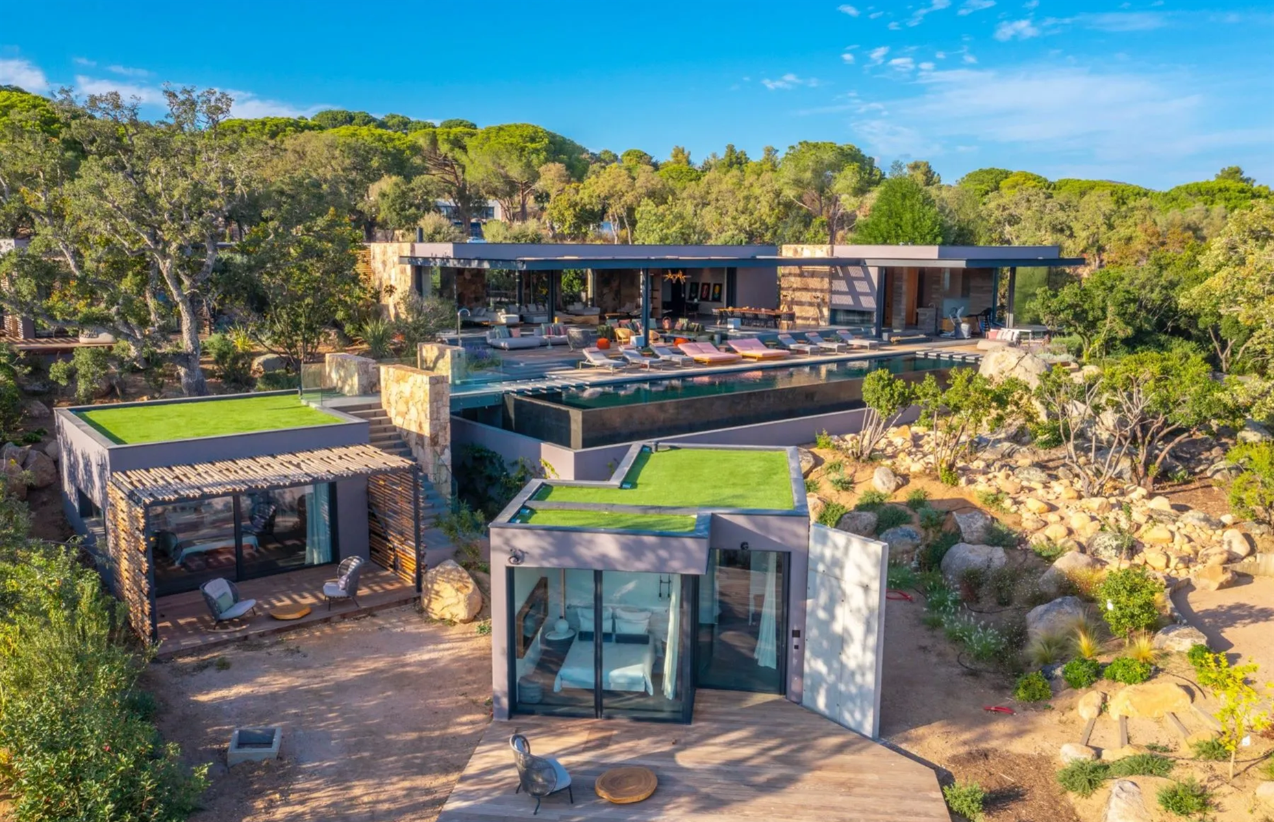 Villa d'architecte, Corse, France : 255 321 euros le mois