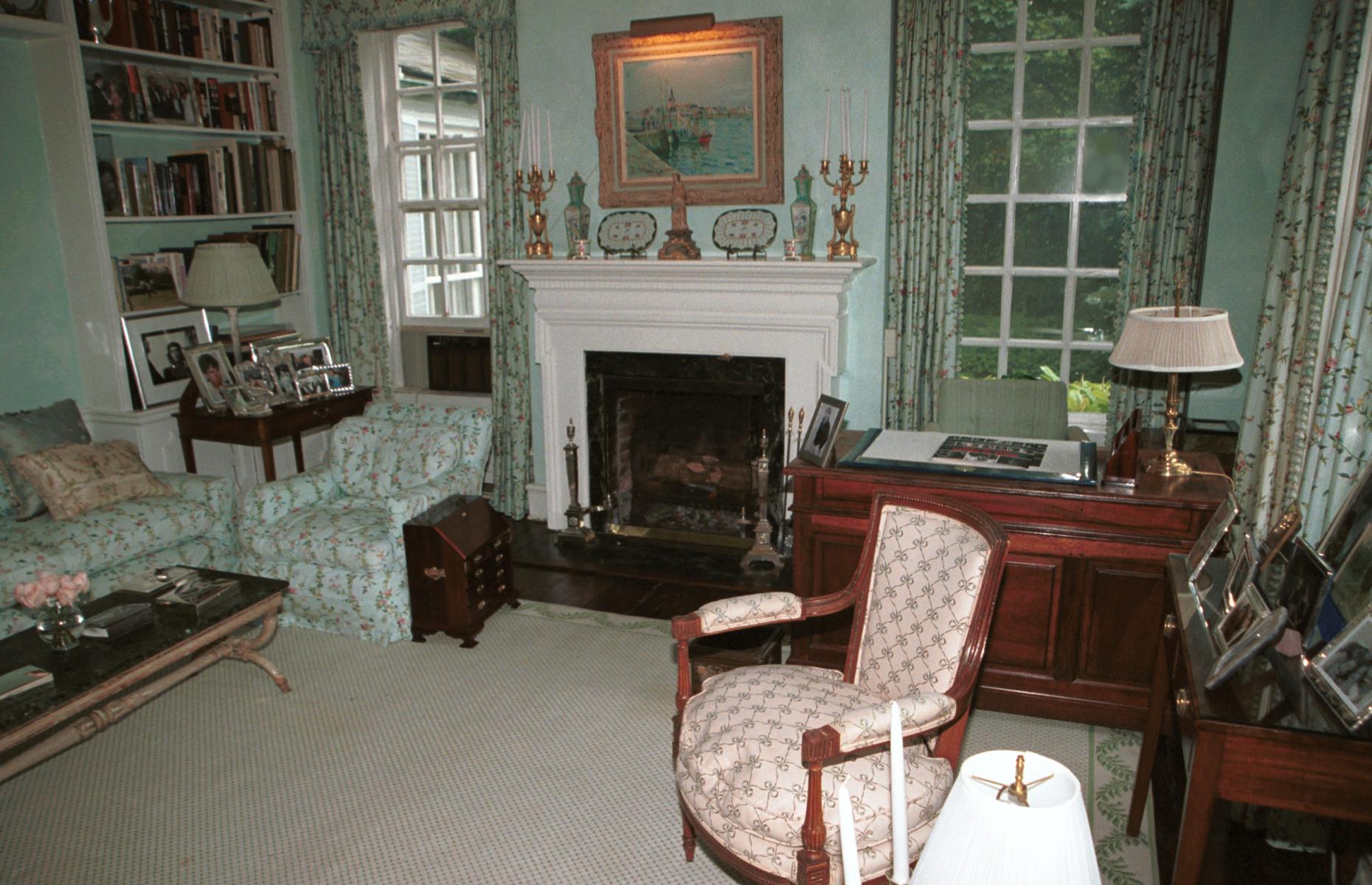 Sold to Robert and Ethel Kennedy