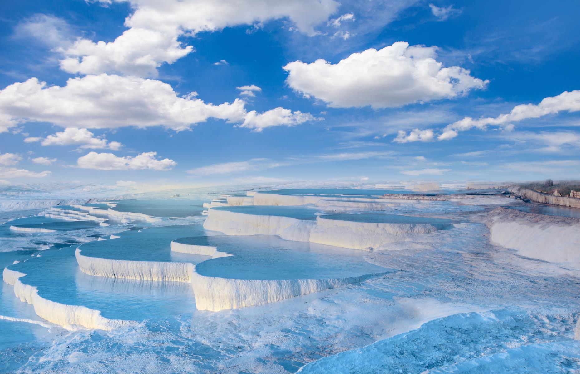 Natural pools, Pamukkale, Turkey