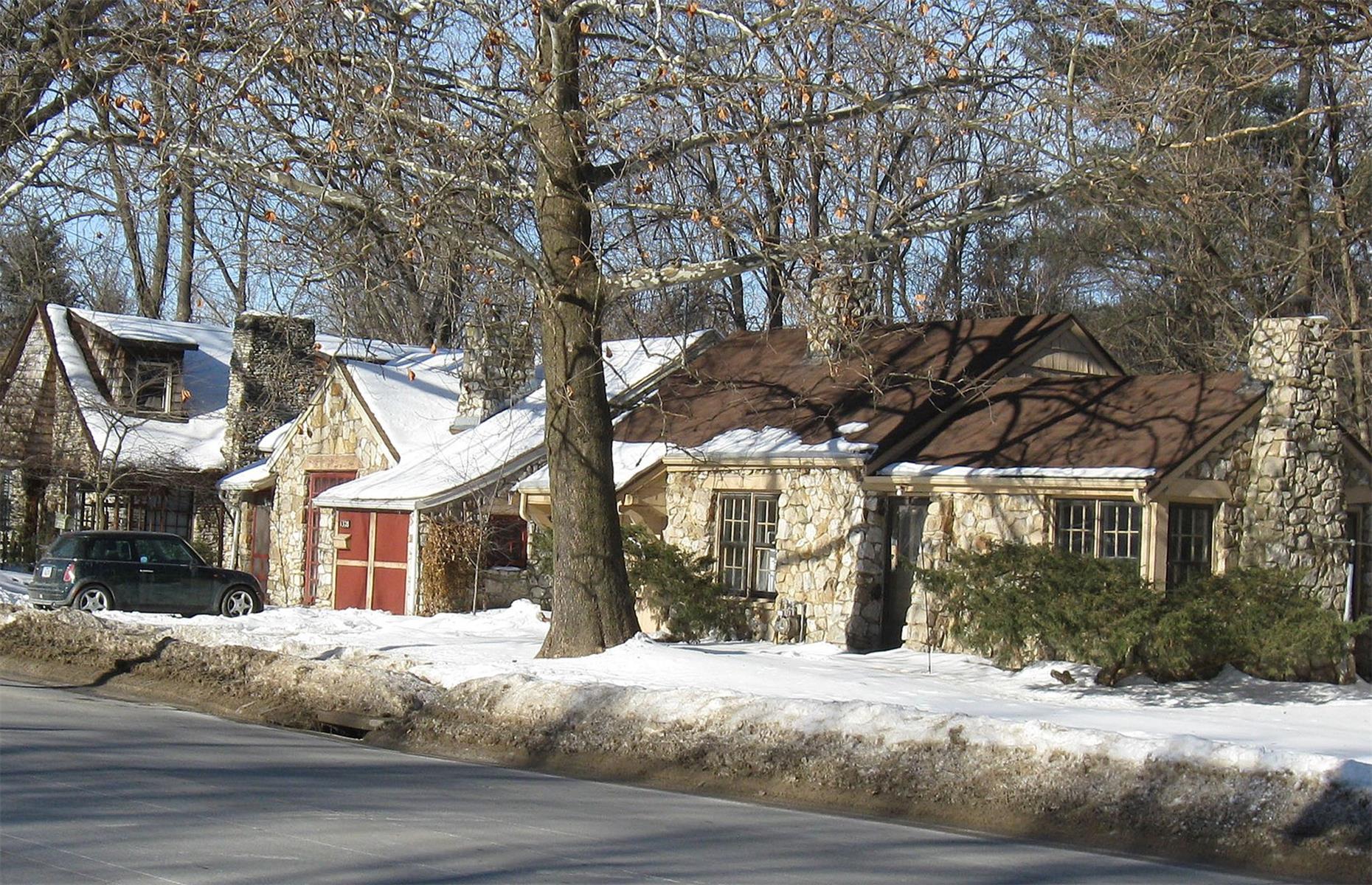Iowa: Moffitt cottages