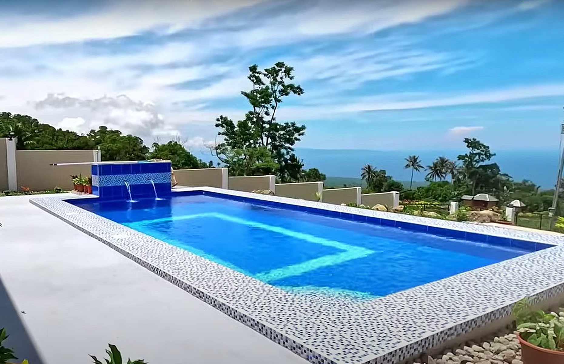 Modern villa: a tranquil retreat