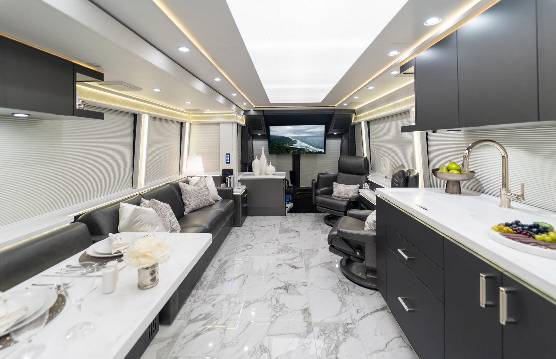 Marathon Coach H3-45 #1397: 2,8 Millionen Euro 