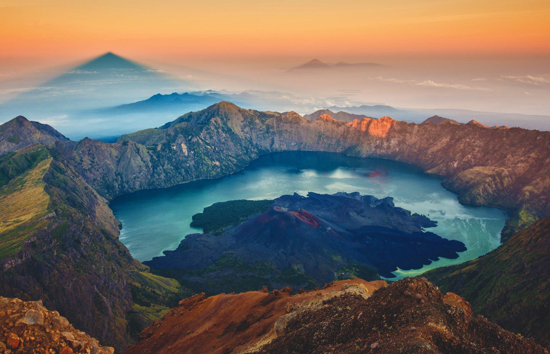 Mount Rinjani, Lombok, Indonesia 