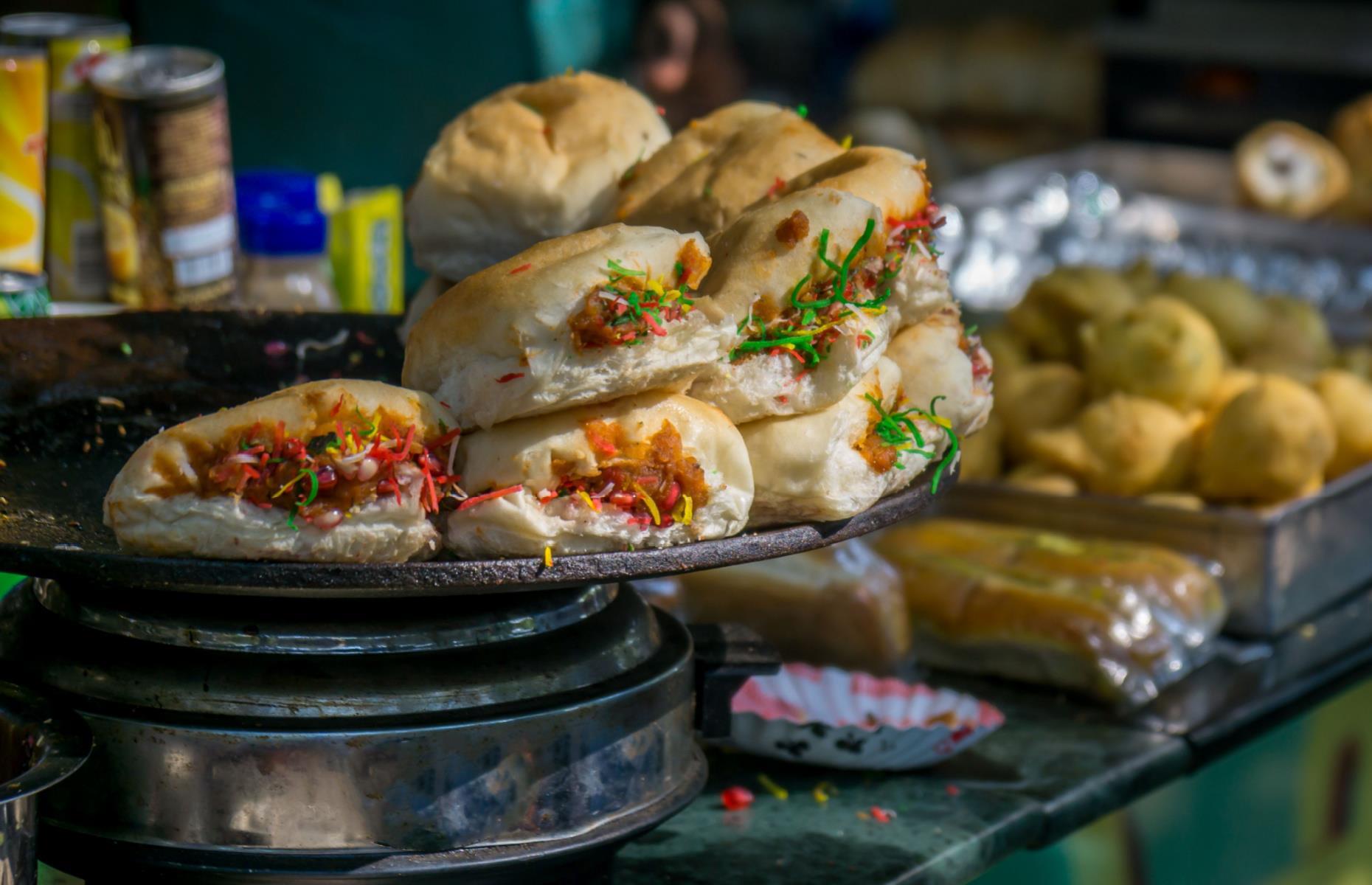 16. Vada pav, India