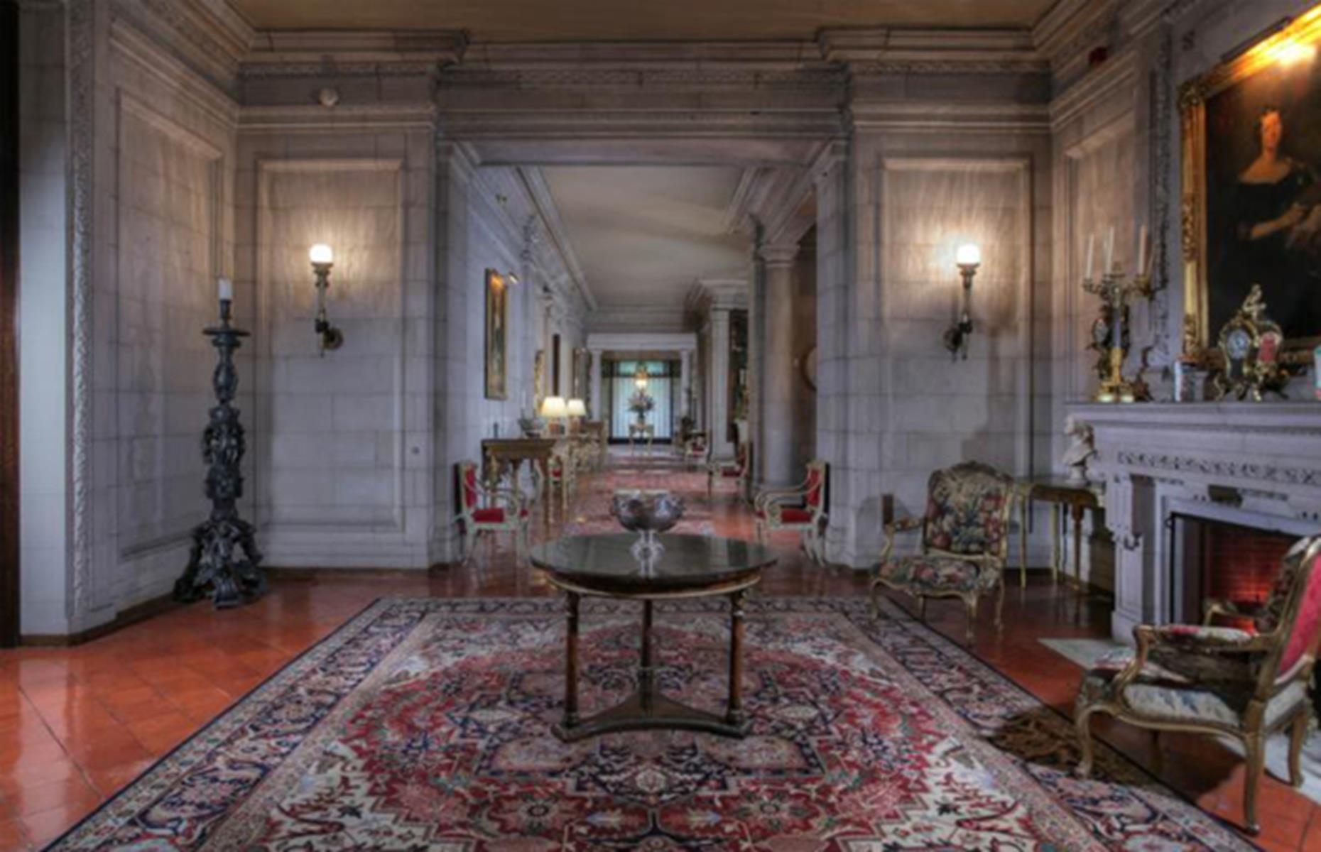 Blairsden, New Jersey: 62,000 square feet